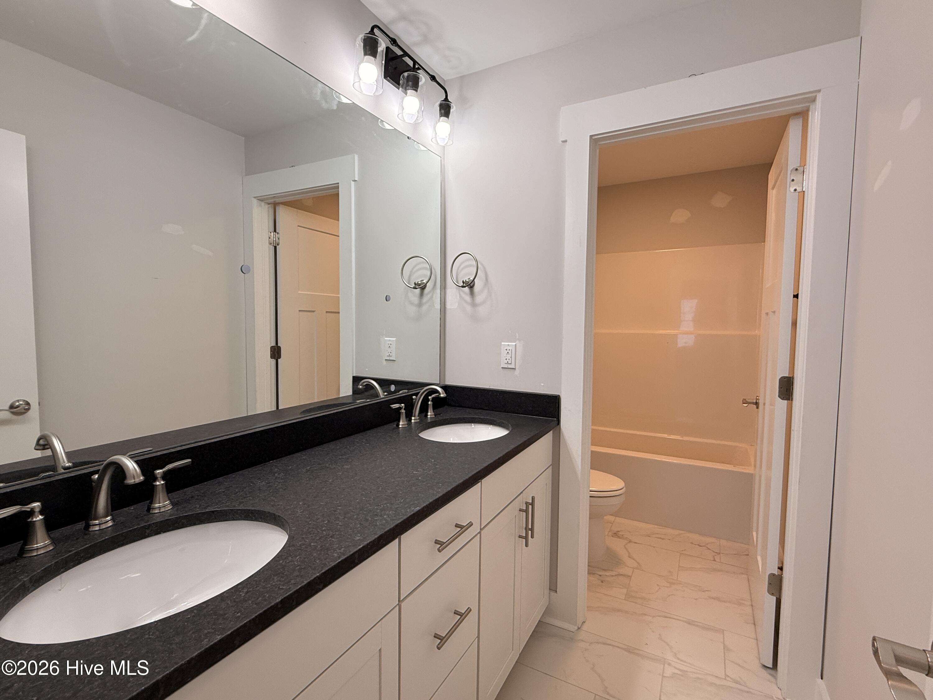 163 Michter Street Property Photo 21