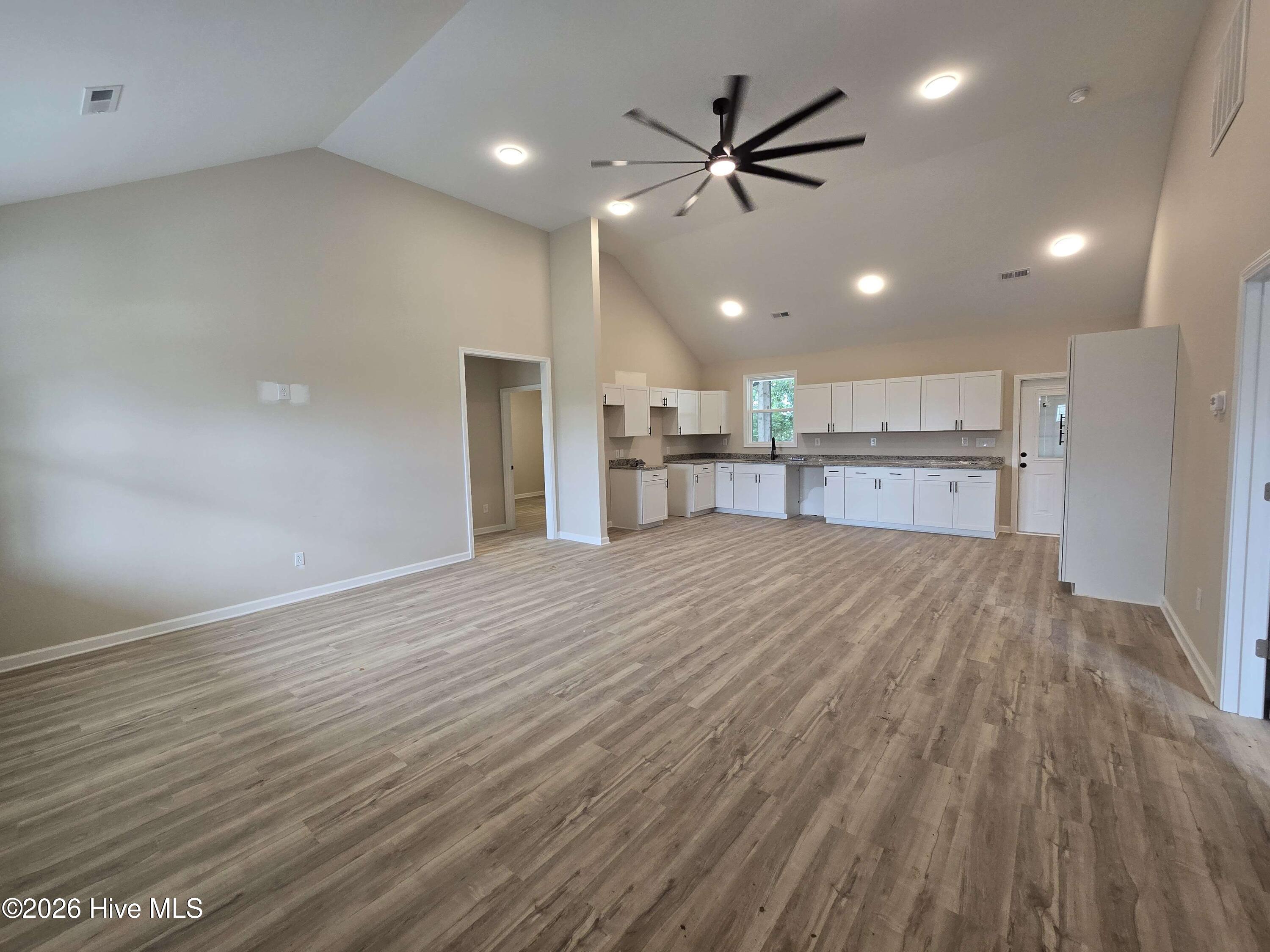 24821 Spring Hill Road Property Photo 3