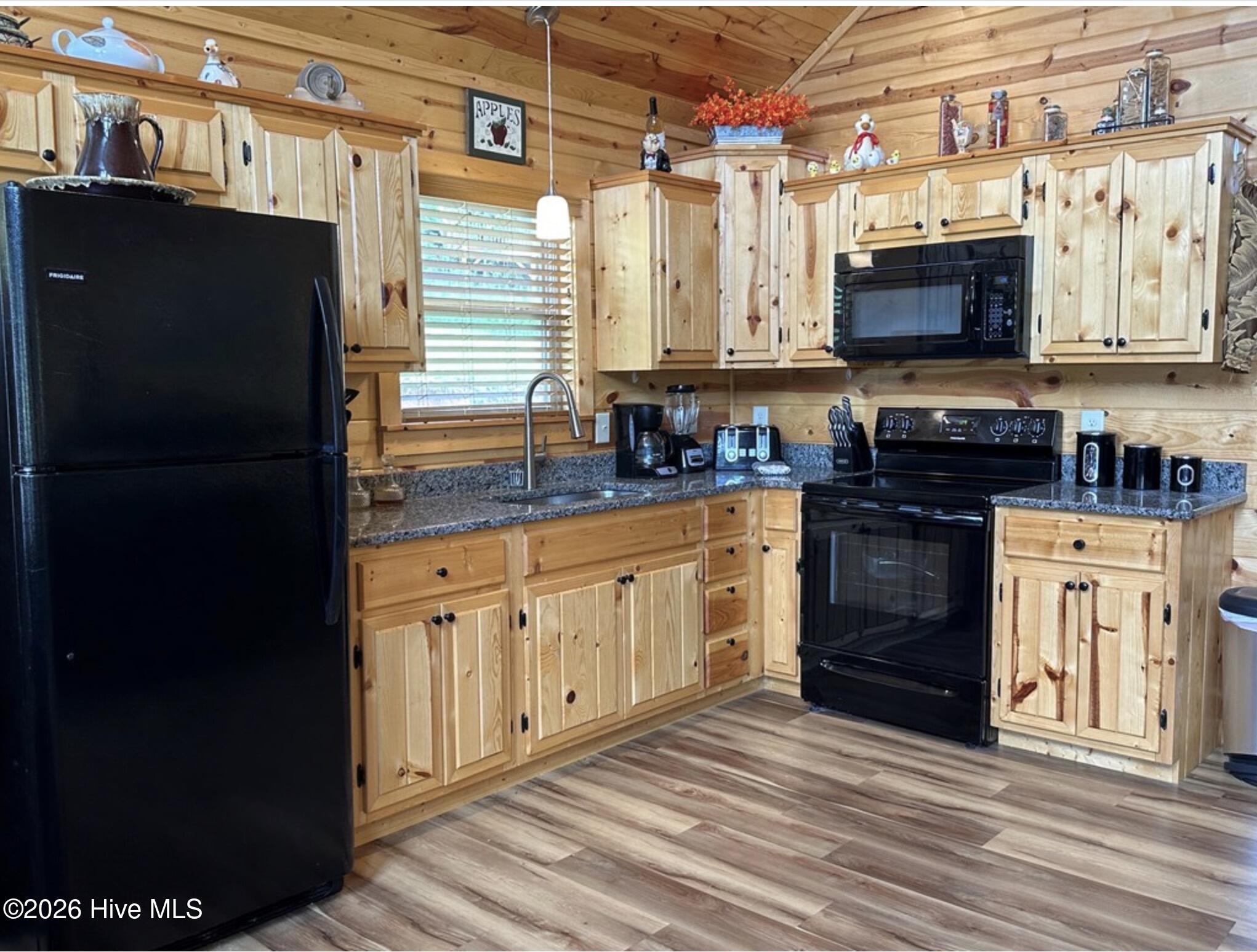148 Deerfield Meadow Trail Property Photo 18