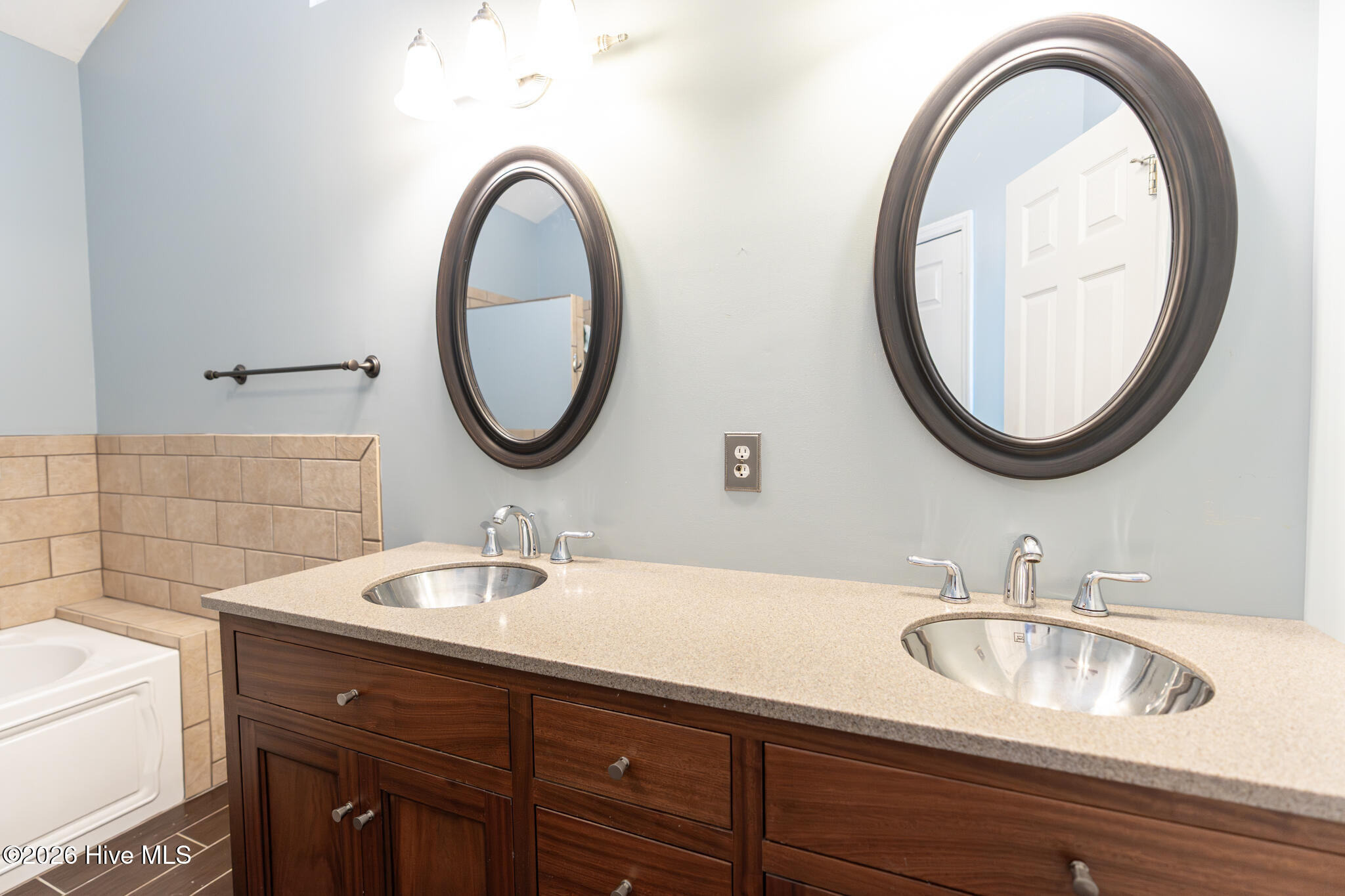 4120 Eagle Nest Drive Property Photo 28