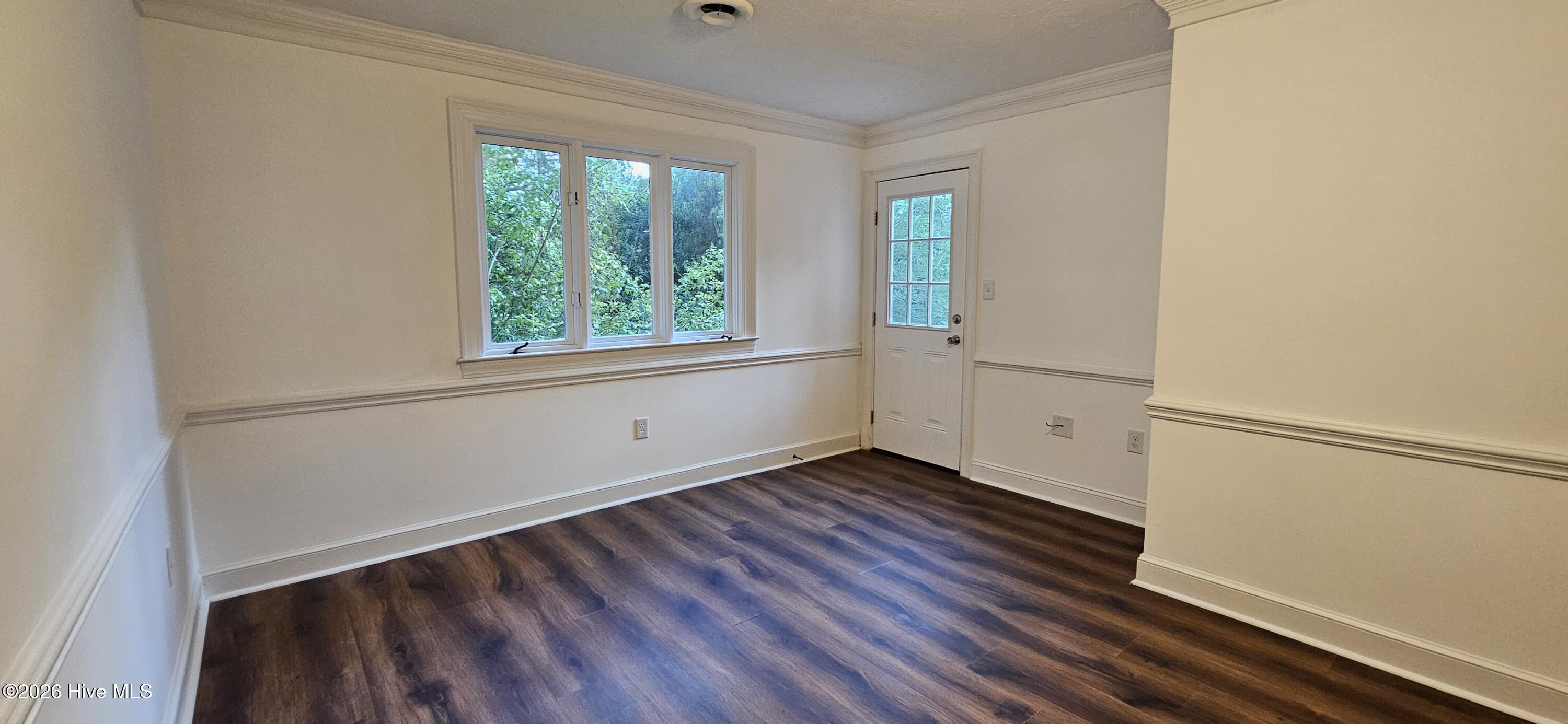 407 W College Street A Property Photo 50