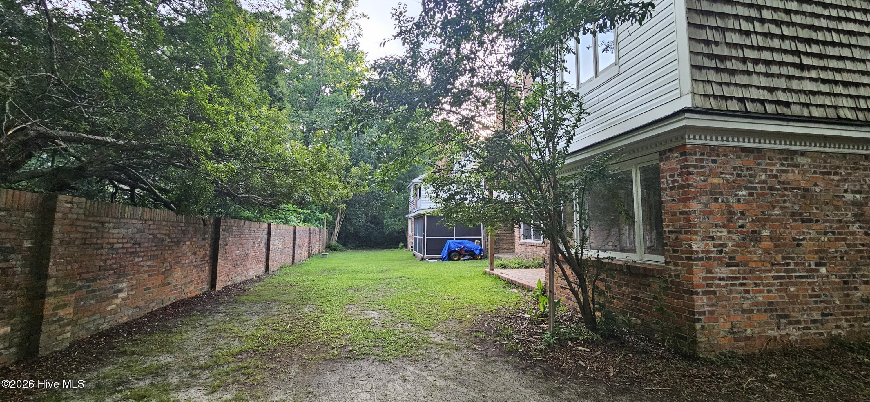 407 W College Street A Property Photo 61