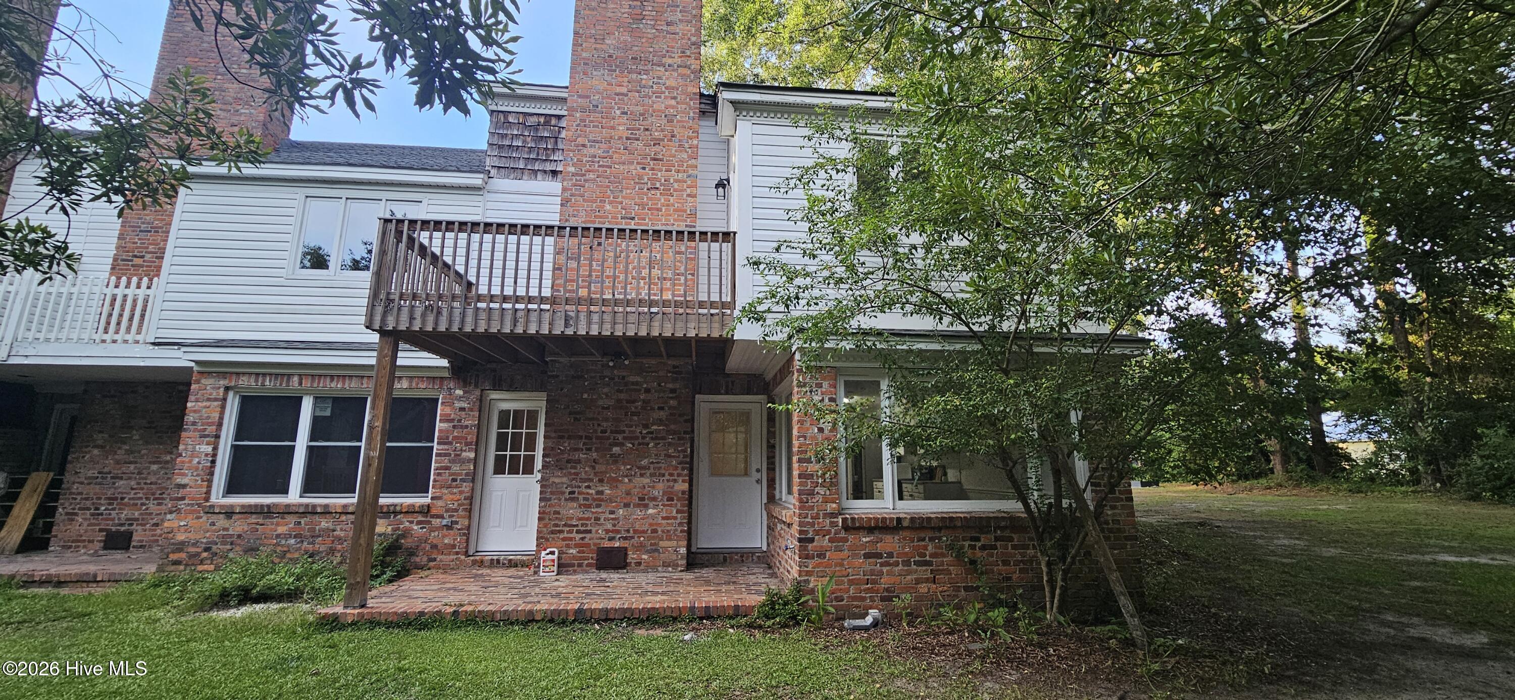 407 W College Street A Property Photo 63