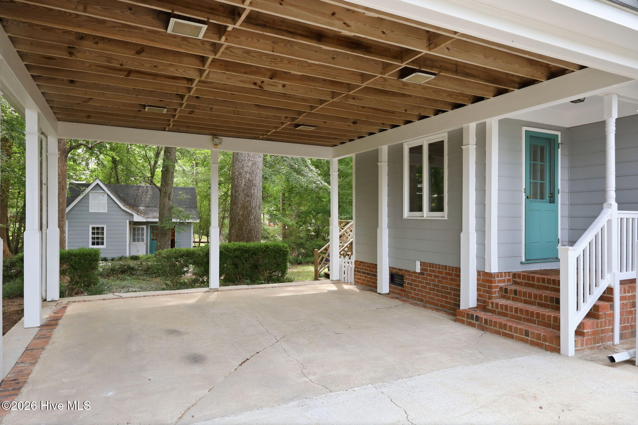 311 Joseph Street Property Photo 7