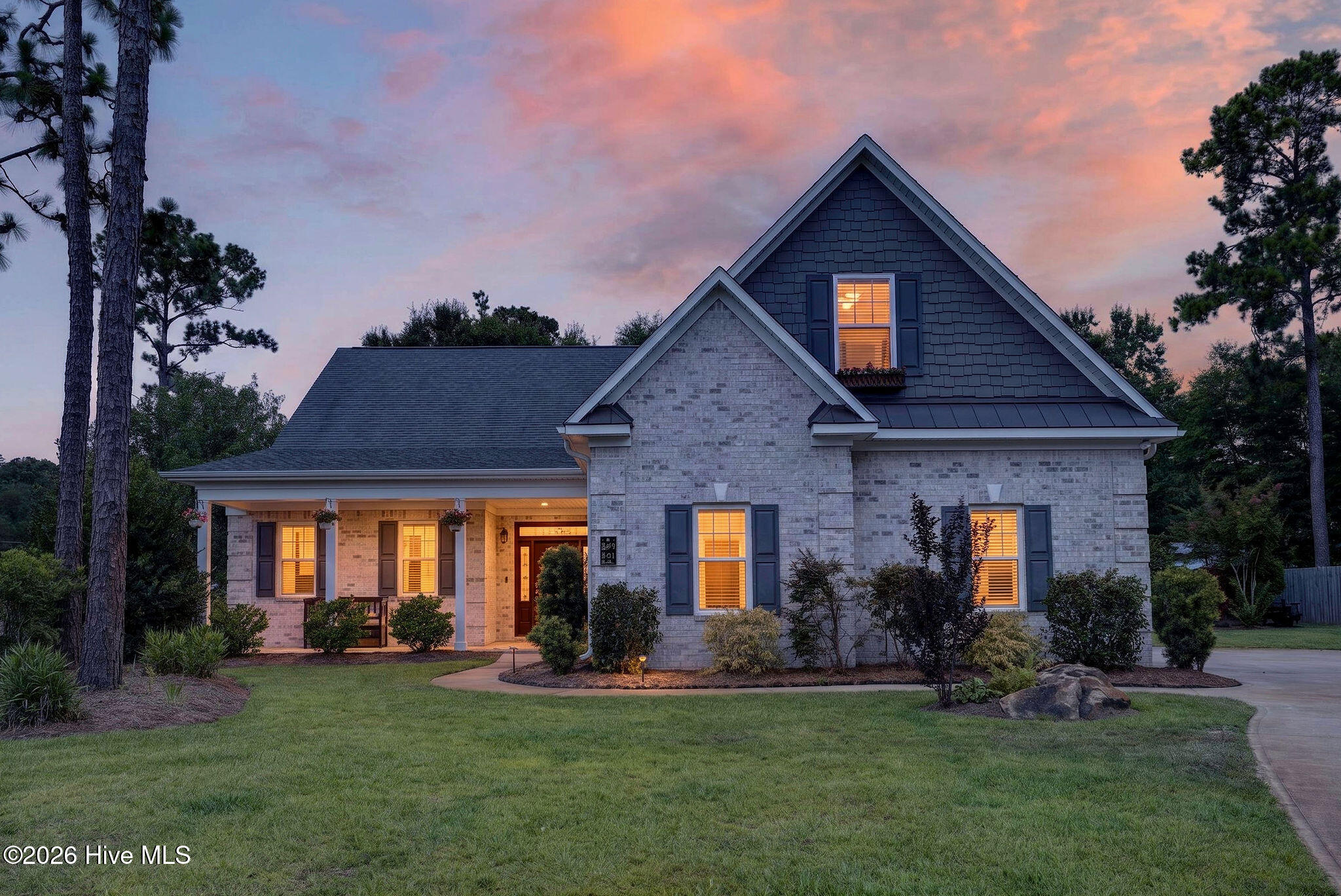 54 Stonegate Circle Property Photo 1