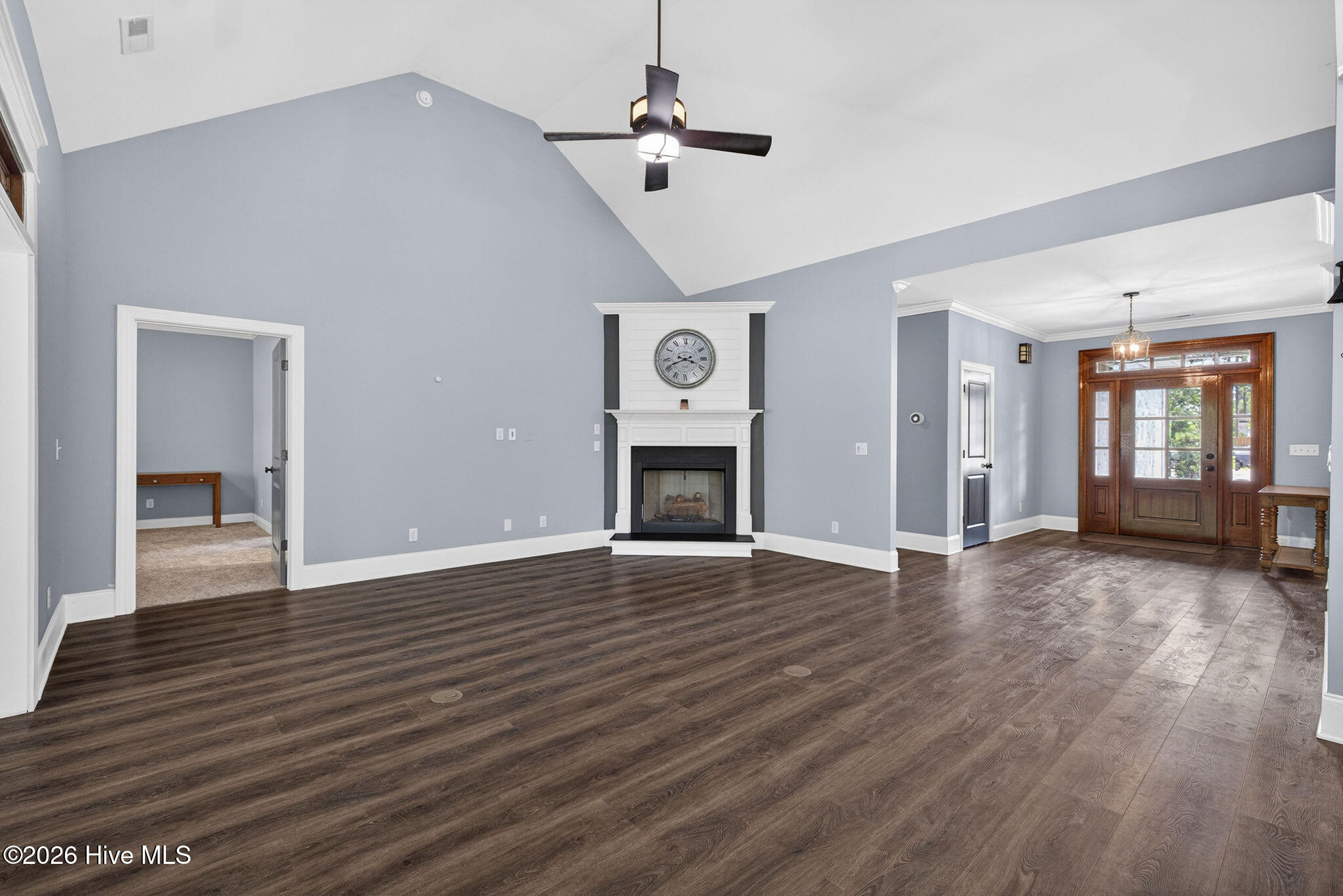 54 Stonegate Circle Property Photo 5