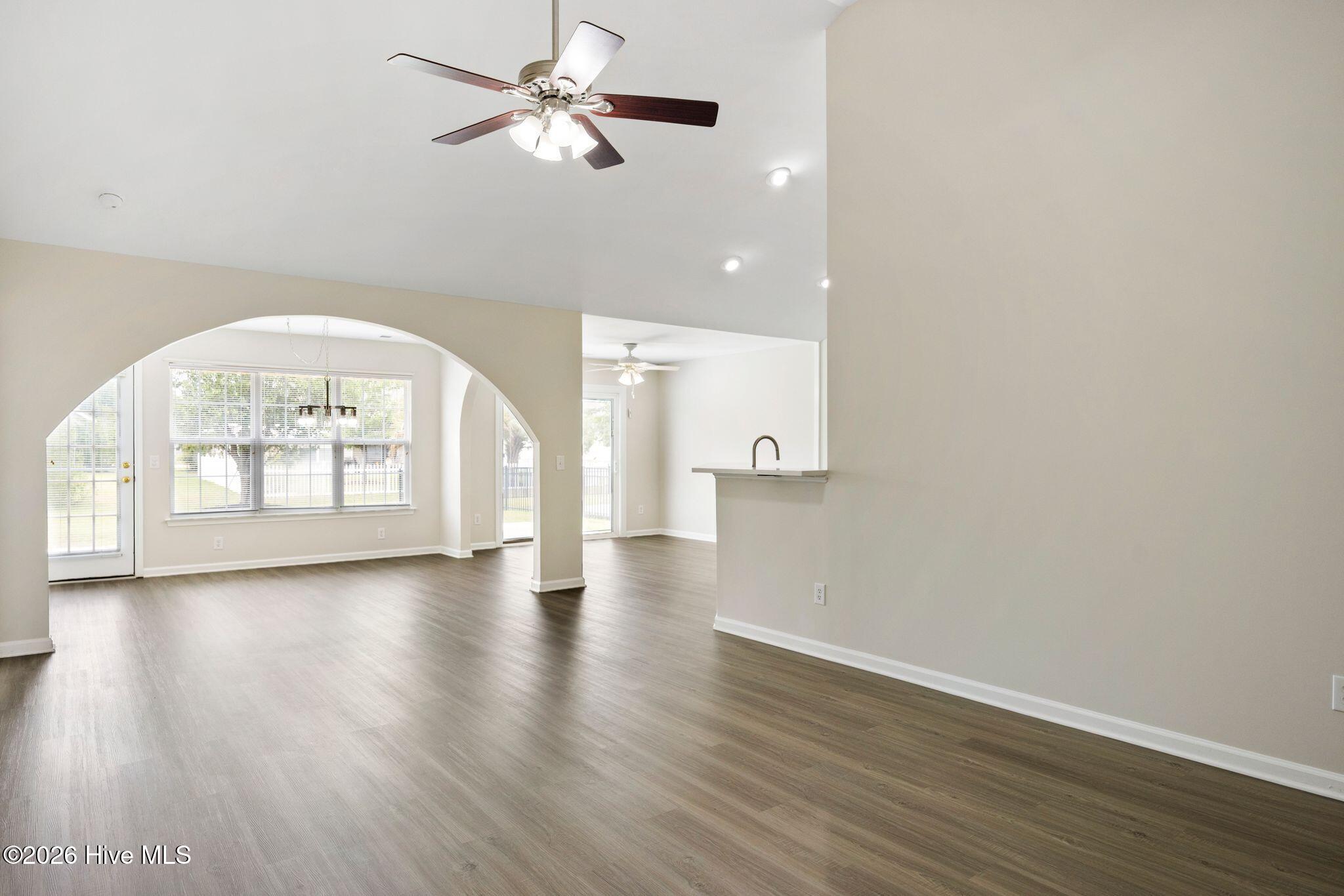 146 Planters Row Lane Property Photo 10