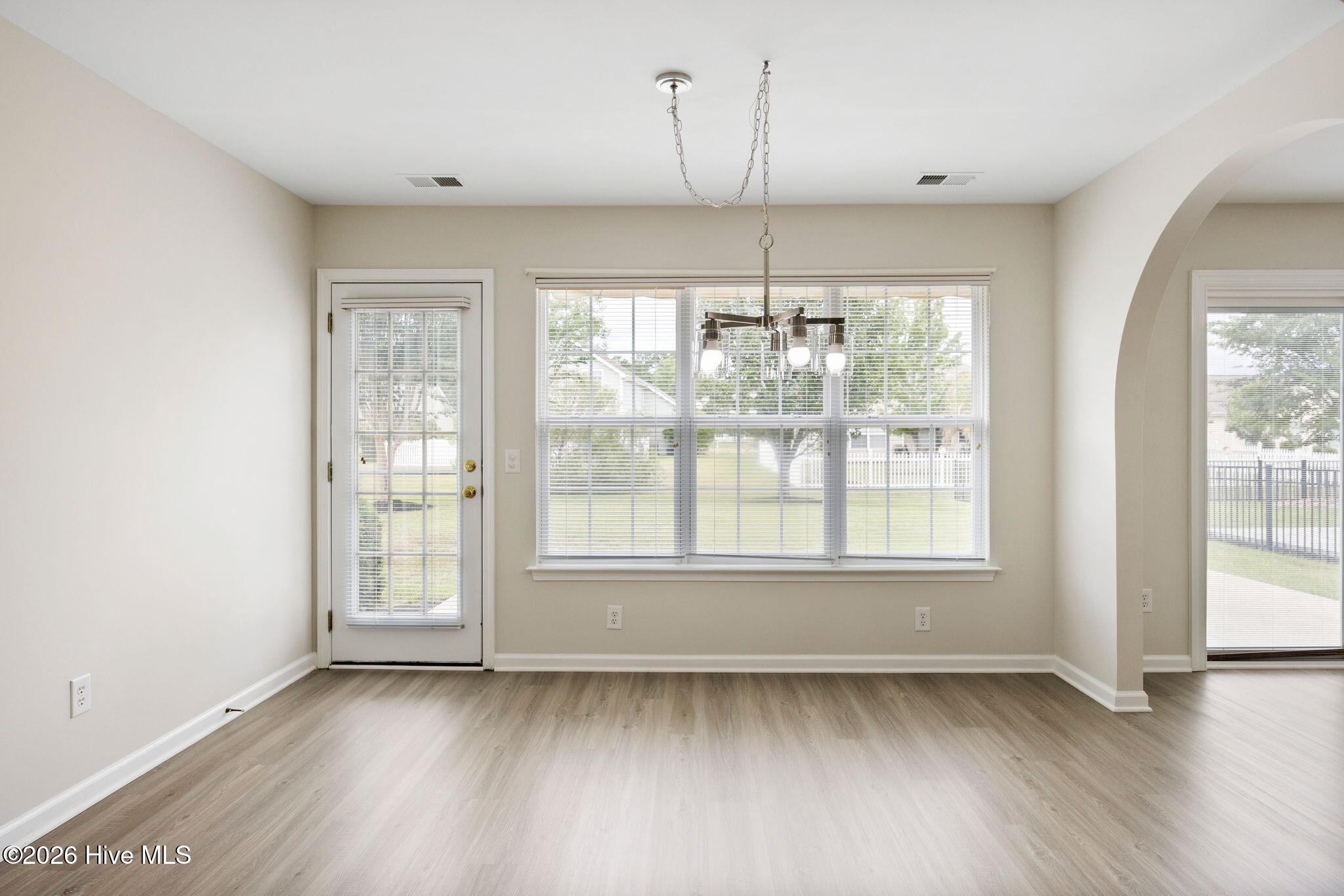 146 Planters Row Lane Property Photo 14