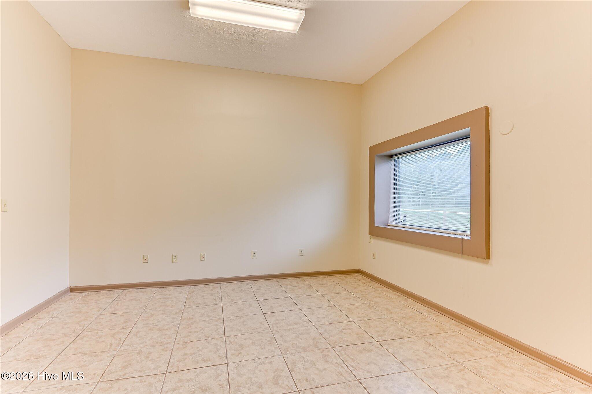 206 Berry Lane Property Photo 7