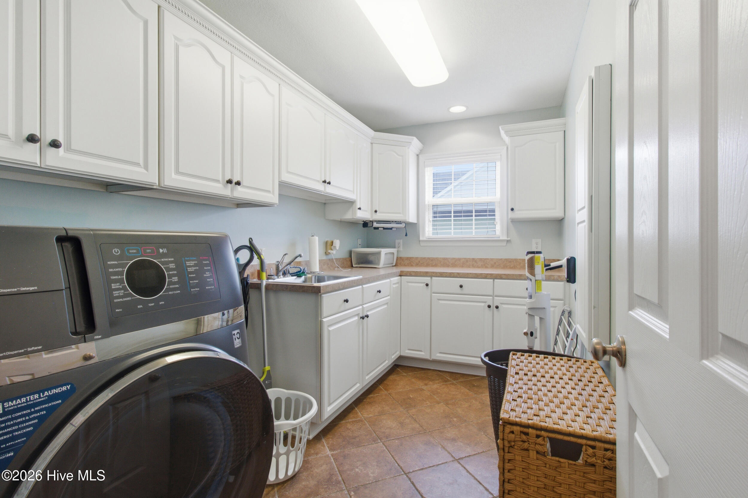 100 Sand Run Road Property Photo 4