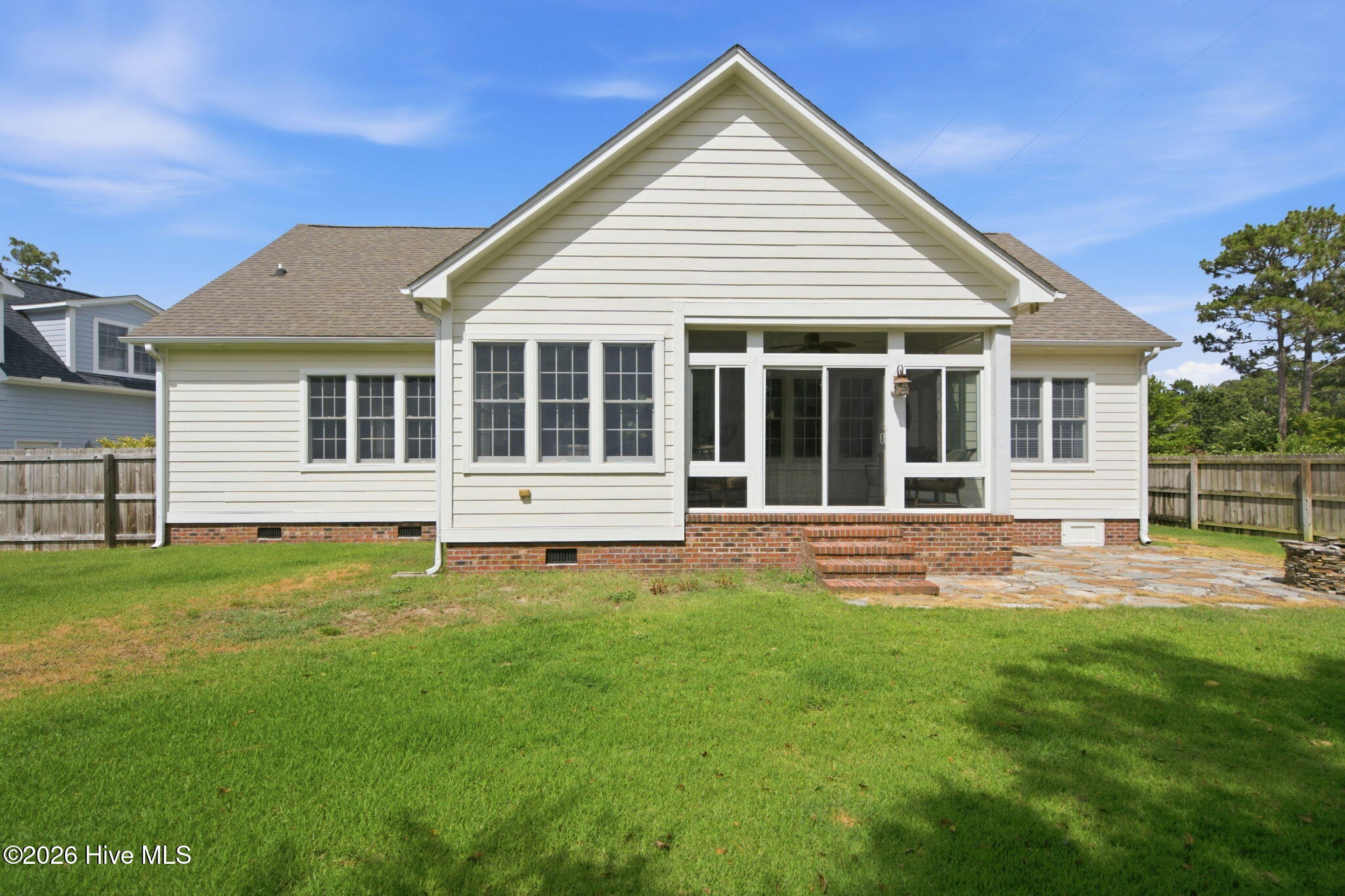 908 Upper Reach Drive Property Photo 34