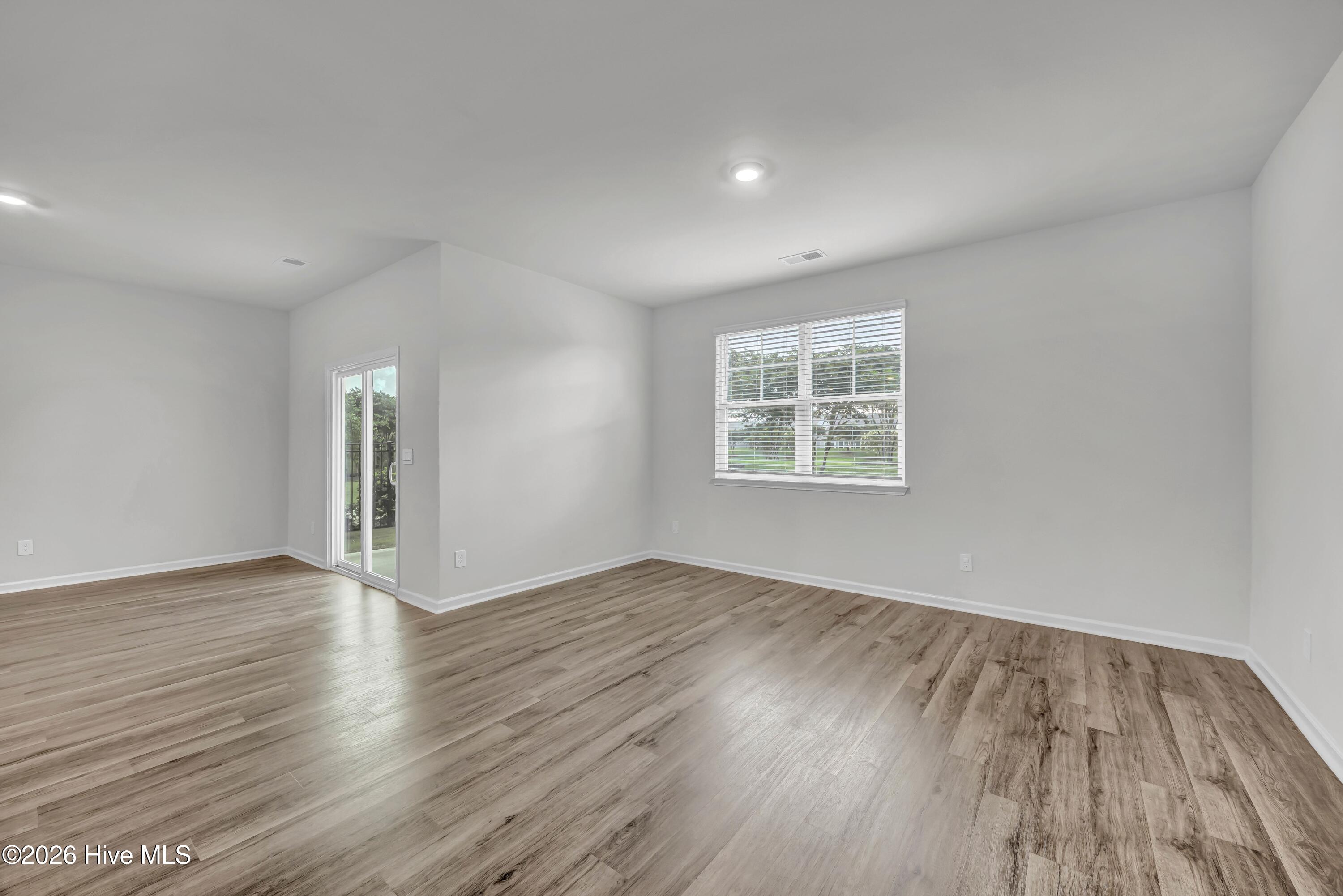 1369 Clendon Circle Property Photo 13