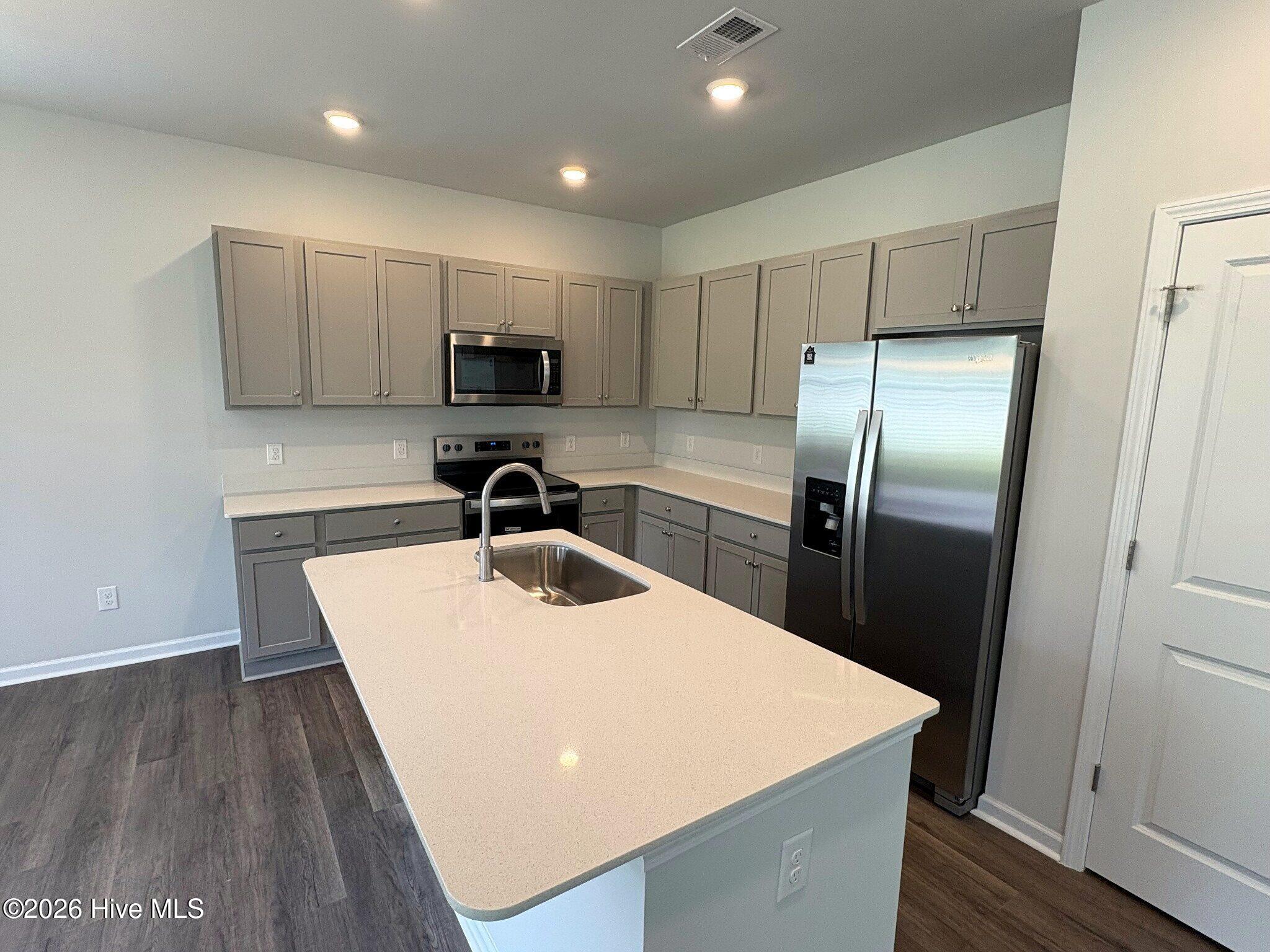 1079 Hanson Drive Property Photo 2