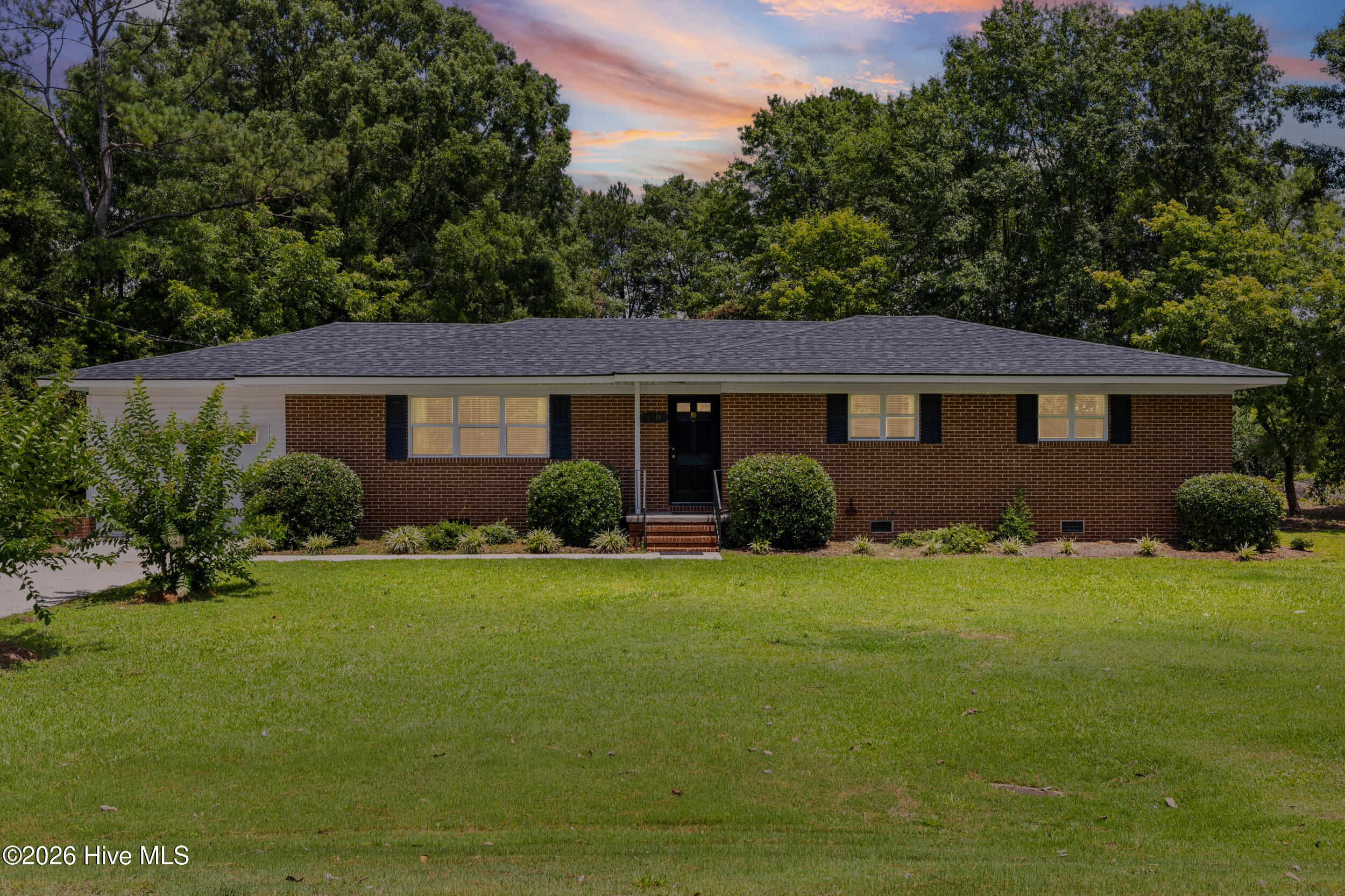 410 Johns Road Property Photo 1