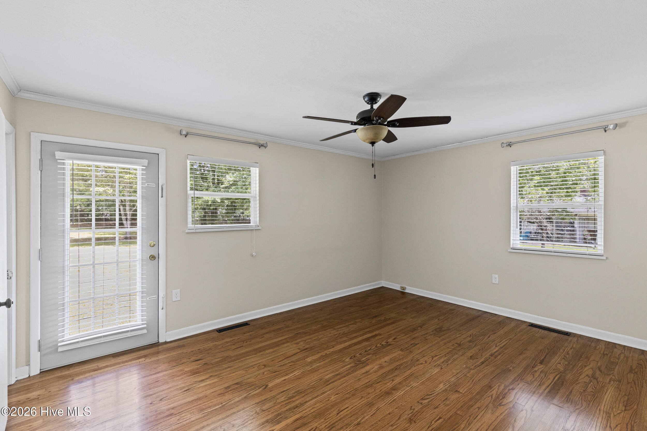 410 Johns Road Property Photo 18