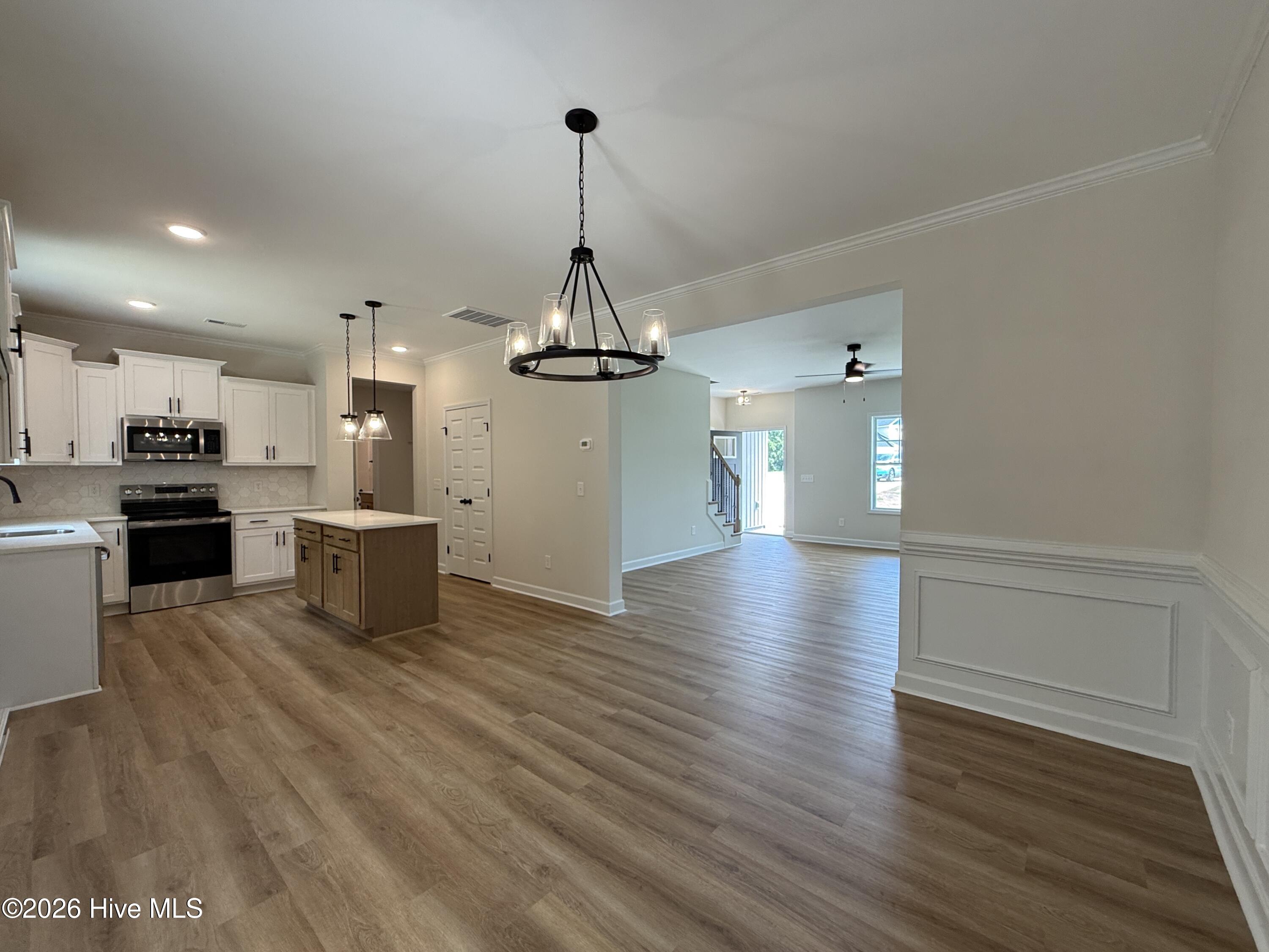 261 Yardley Drive Property Photo 4