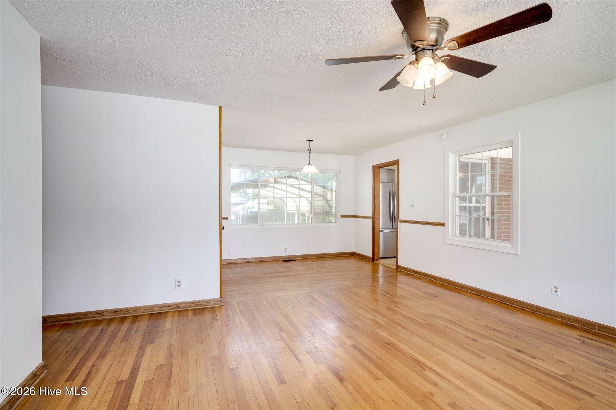 209 Swathmore Avenue Property Photo 4