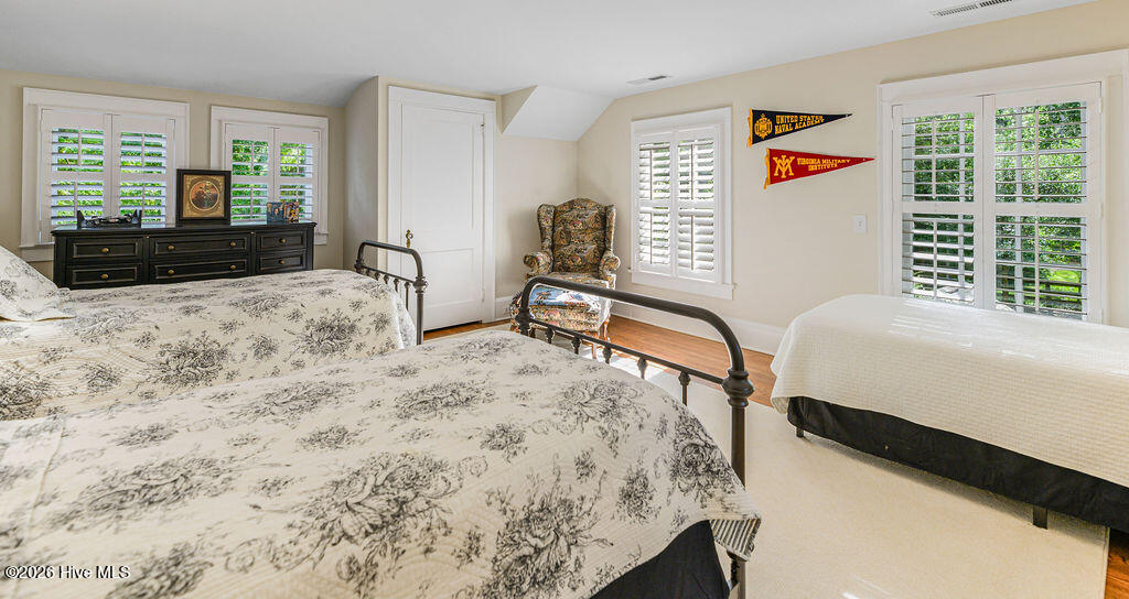 1680 Midland Road Property Photo 25
