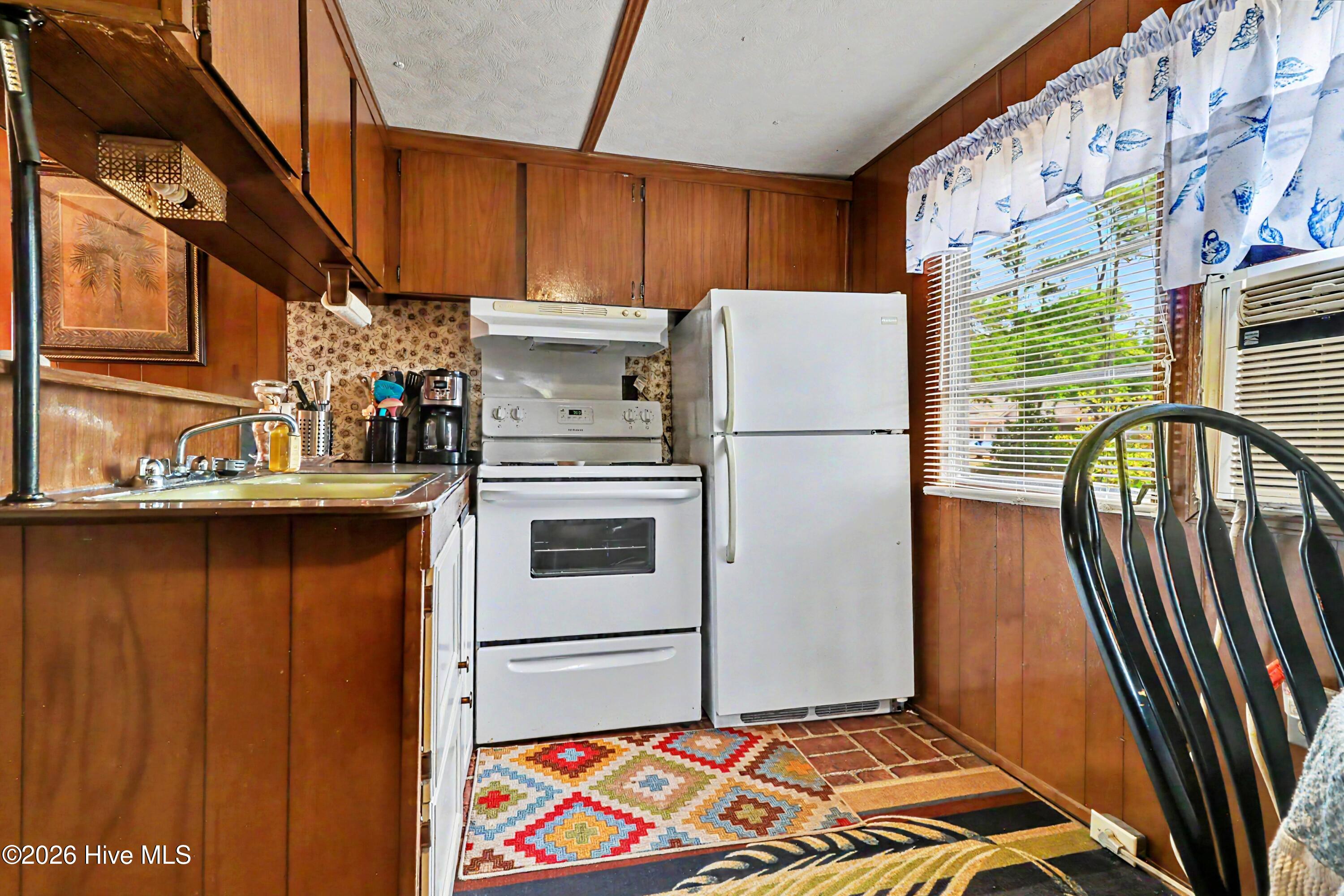 131 Ne 75th Street Property Photo 17