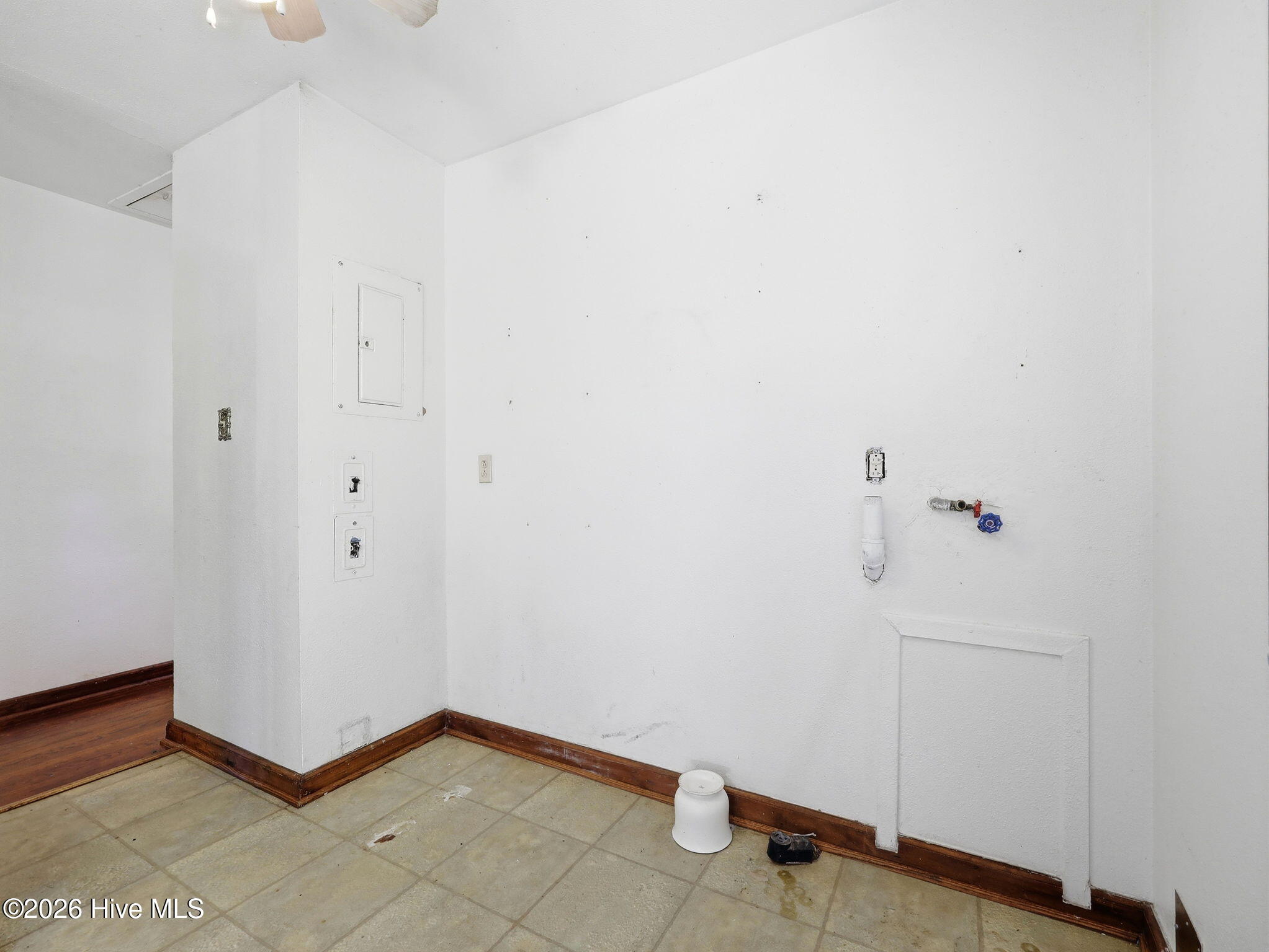 1002 River Street Property Photo 34