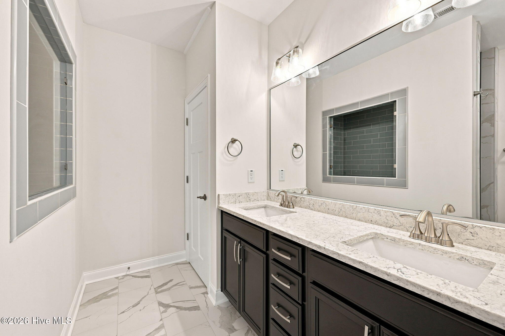 151 Vista Ridge Avenue Property Photo 12