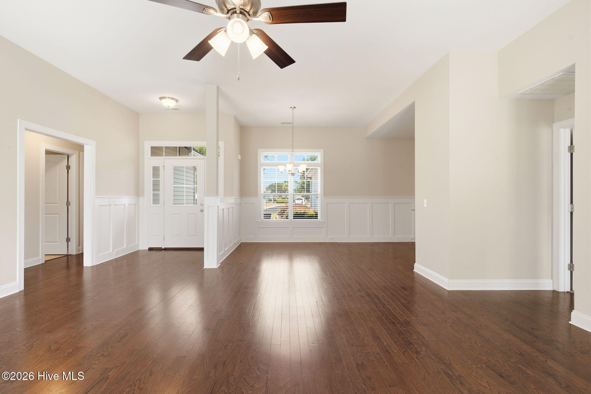 4965 Alamance Drive Se Property Photo 6