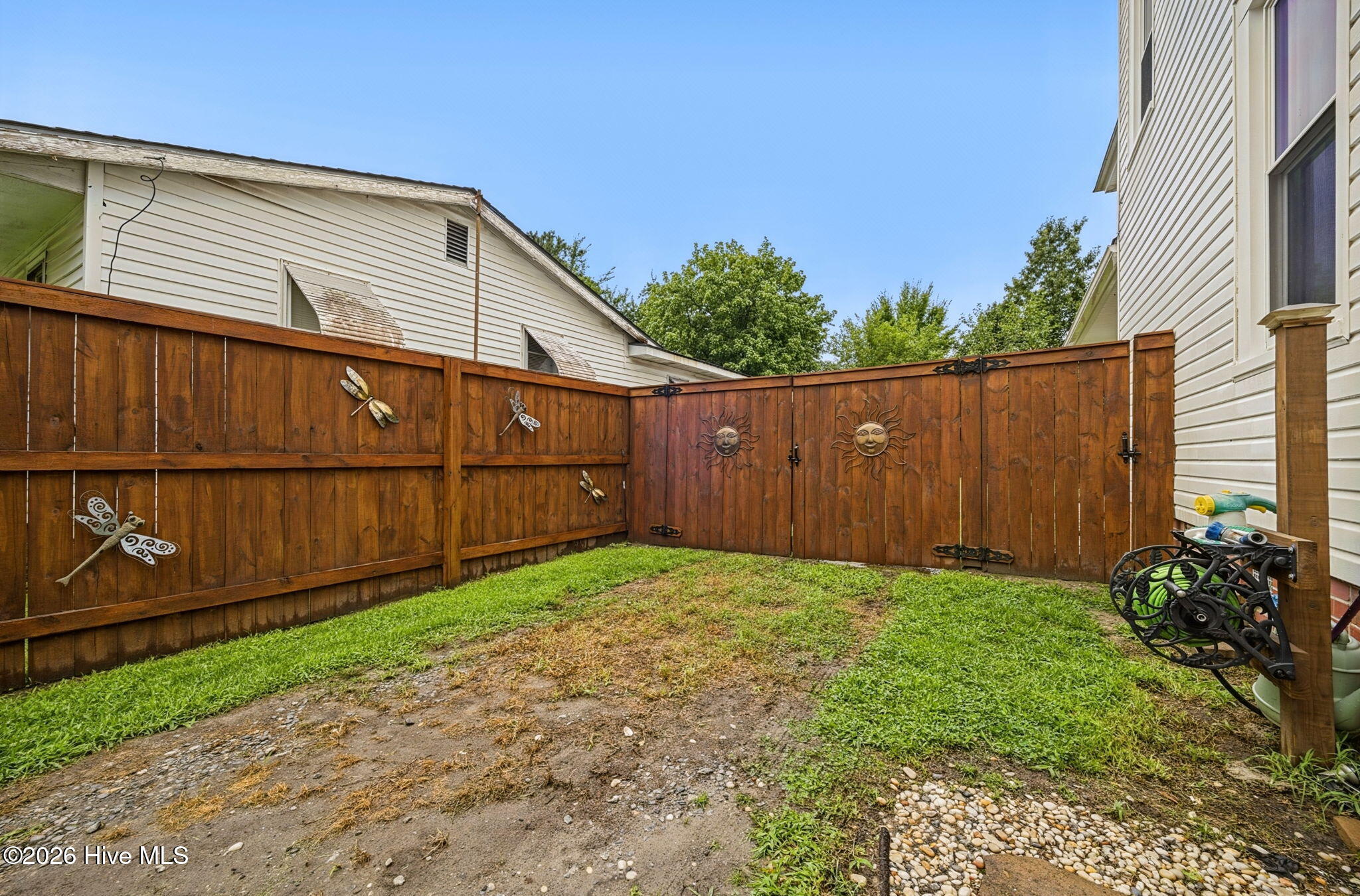 409 Cedar Street Property Photo 29