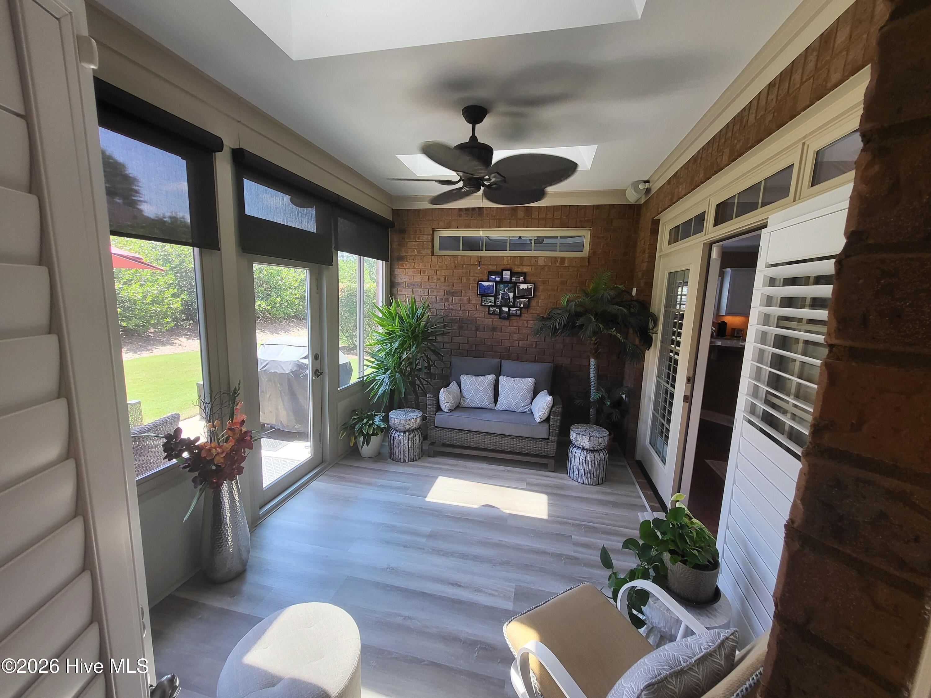 8251 Stenton Drive Ne Property Photo 16