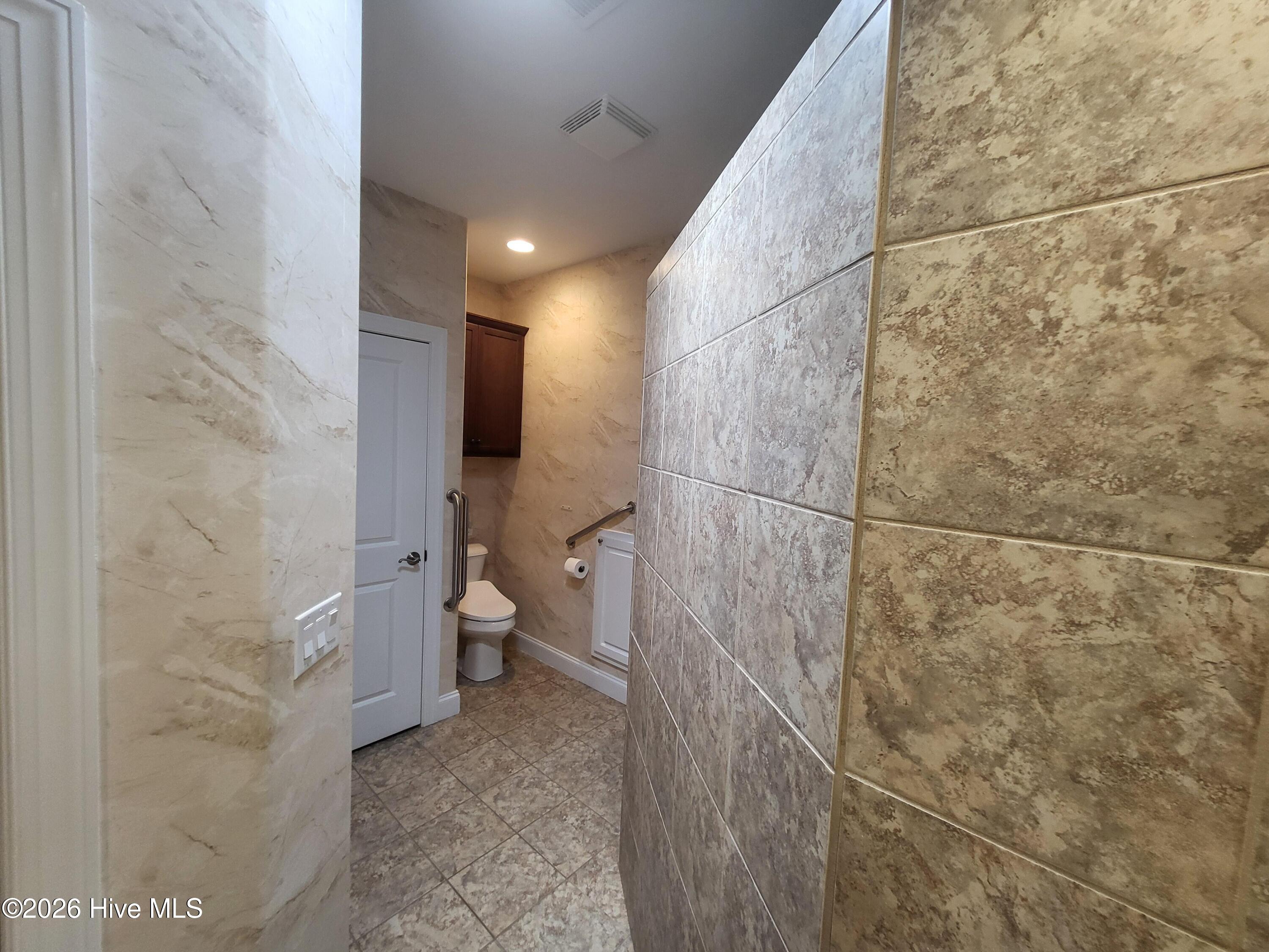 8251 Stenton Drive Ne Property Photo 25