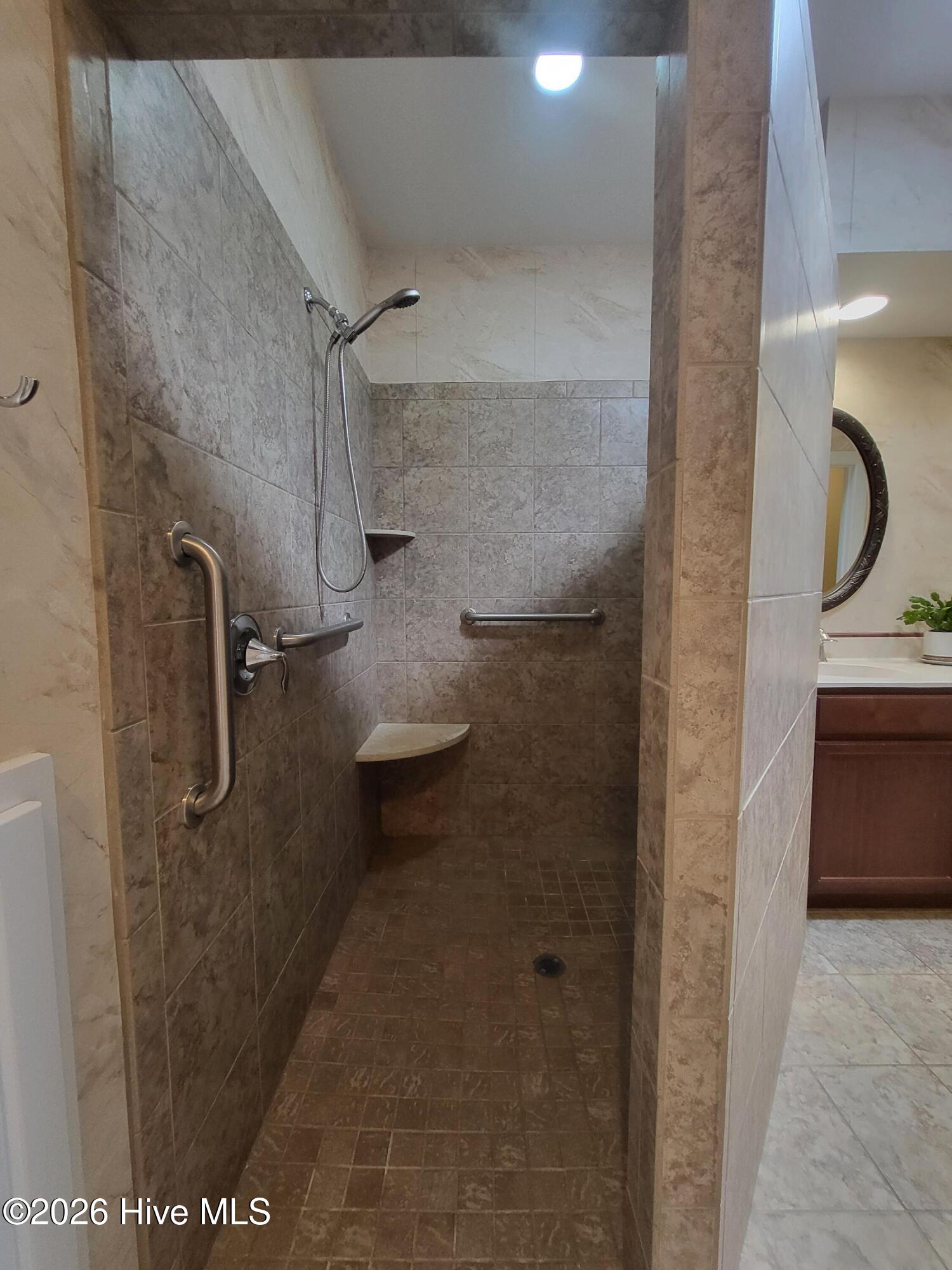 8251 Stenton Drive Ne Property Photo 26