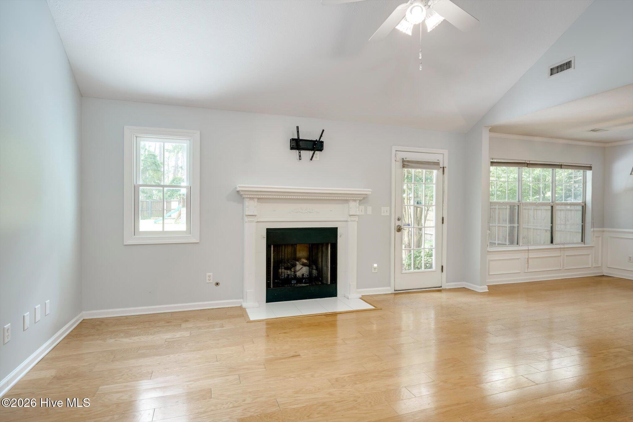 2553 Beaver Creek Lane Property Photo 3