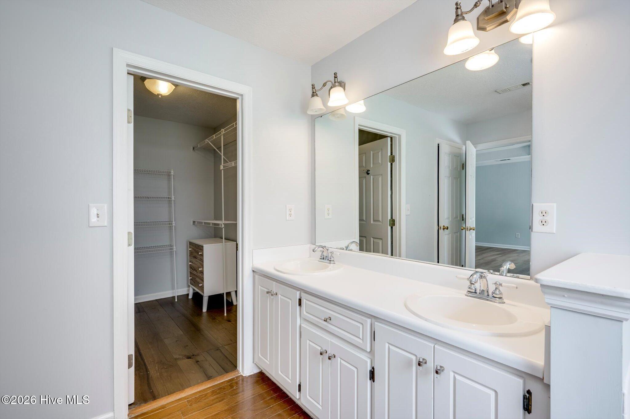 2553 Beaver Creek Lane Property Photo 11