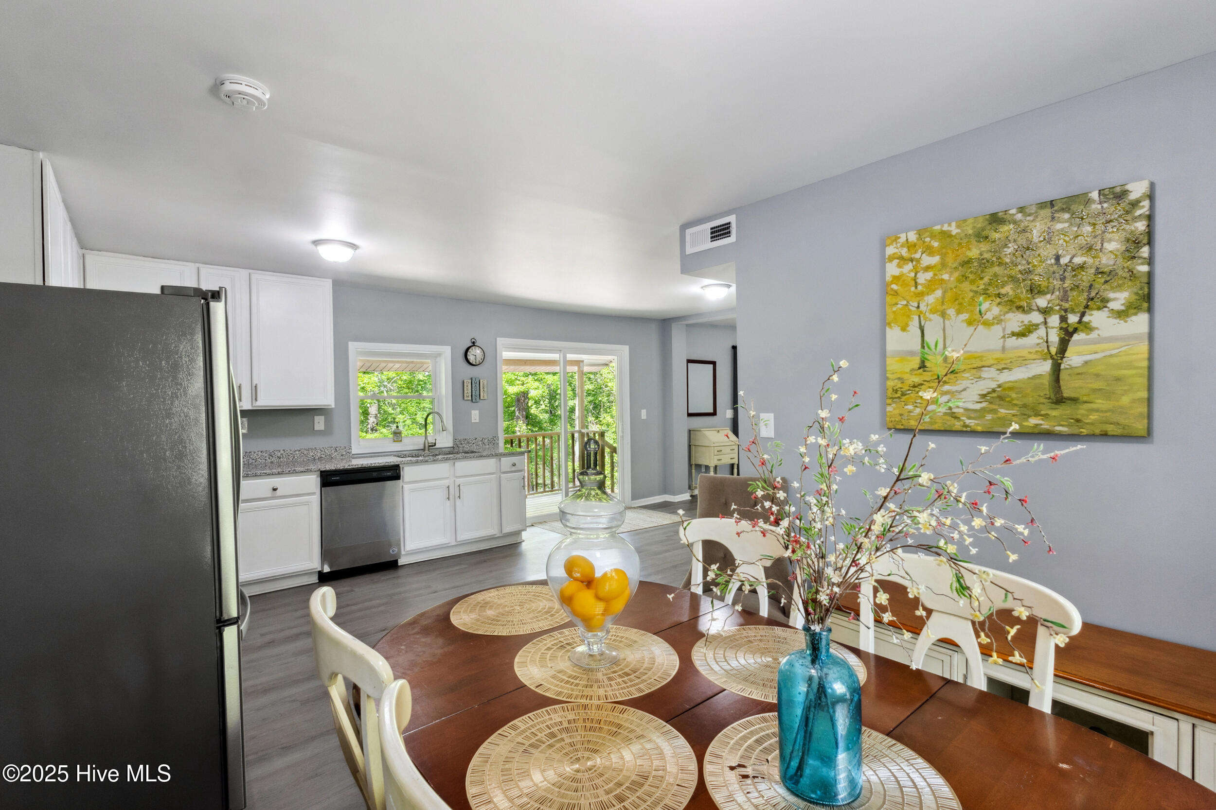 975 River Bend Drive Property Photo 18