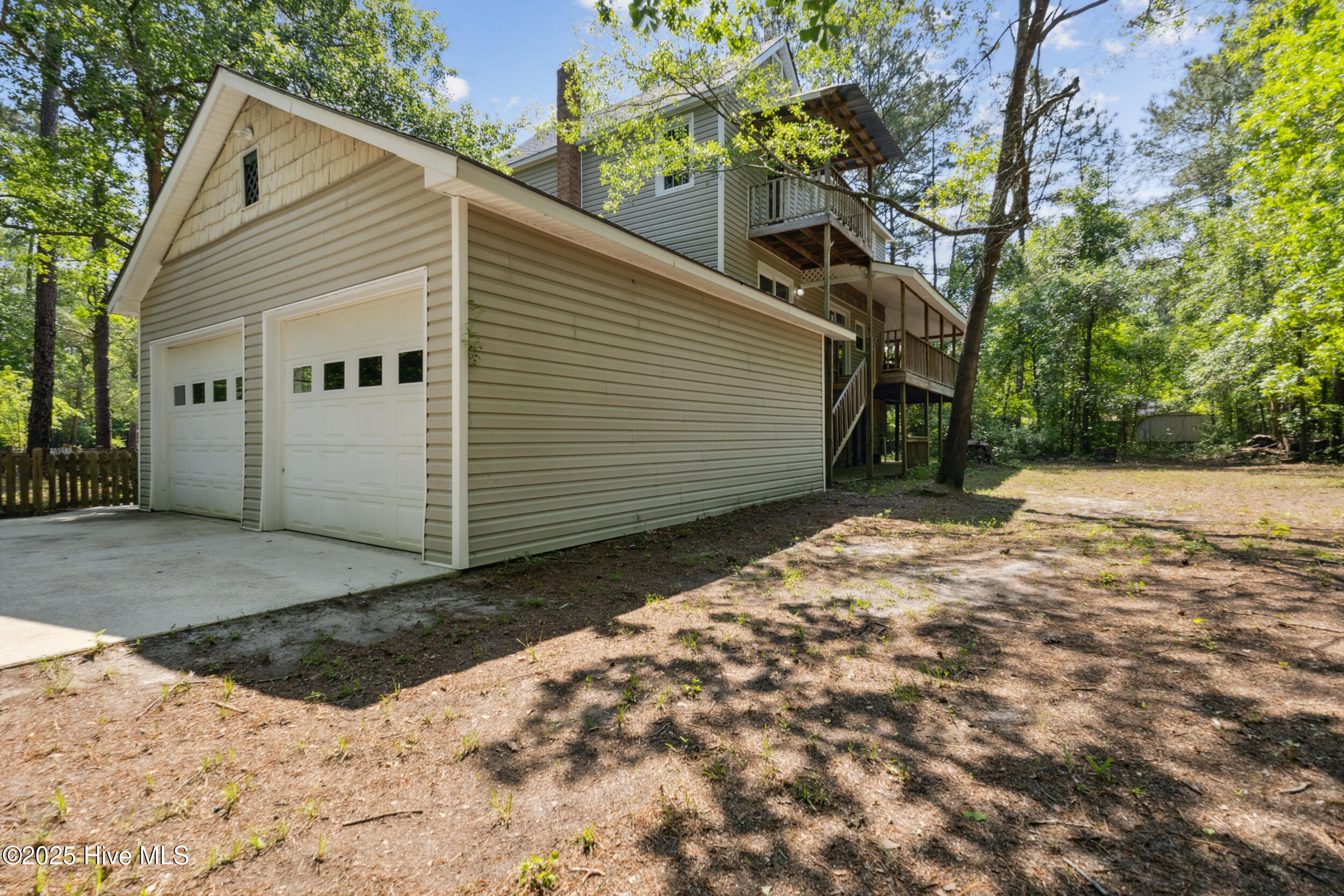 975 River Bend Drive Property Photo 39