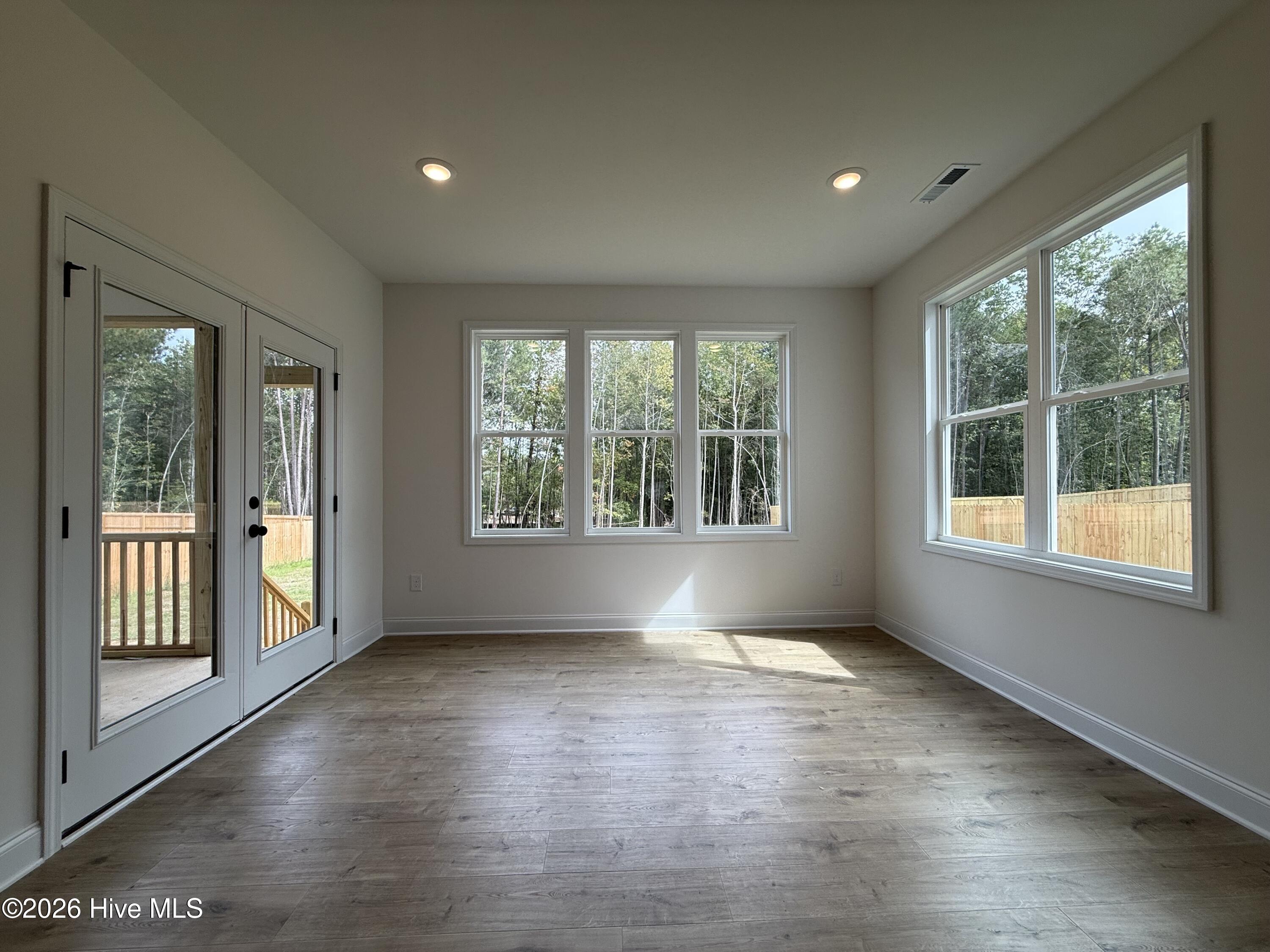 197 Cardovia Lane Property Photo 6