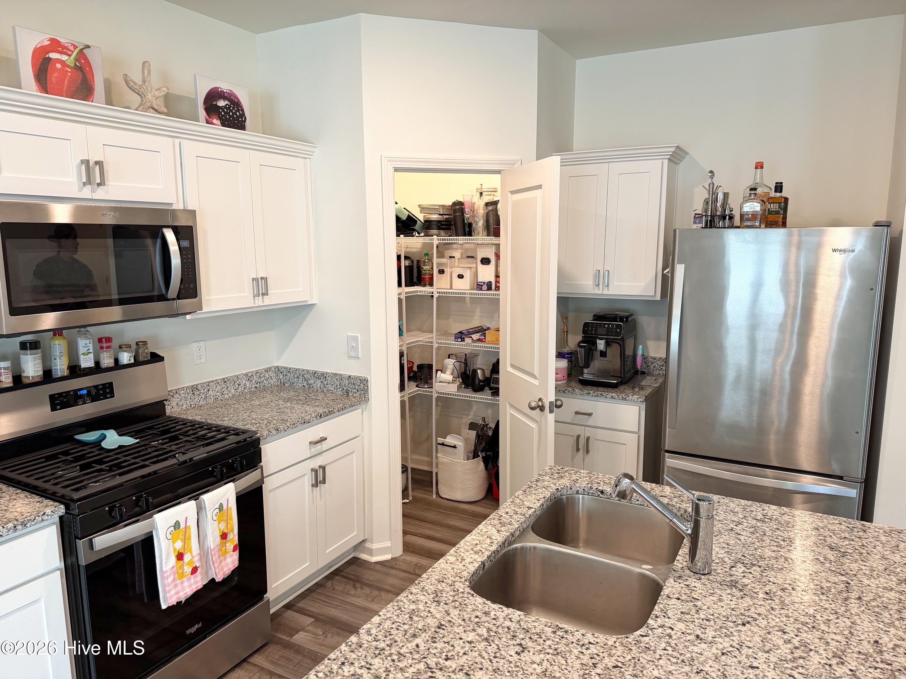 2028 Bogue Lane Property Photo 7