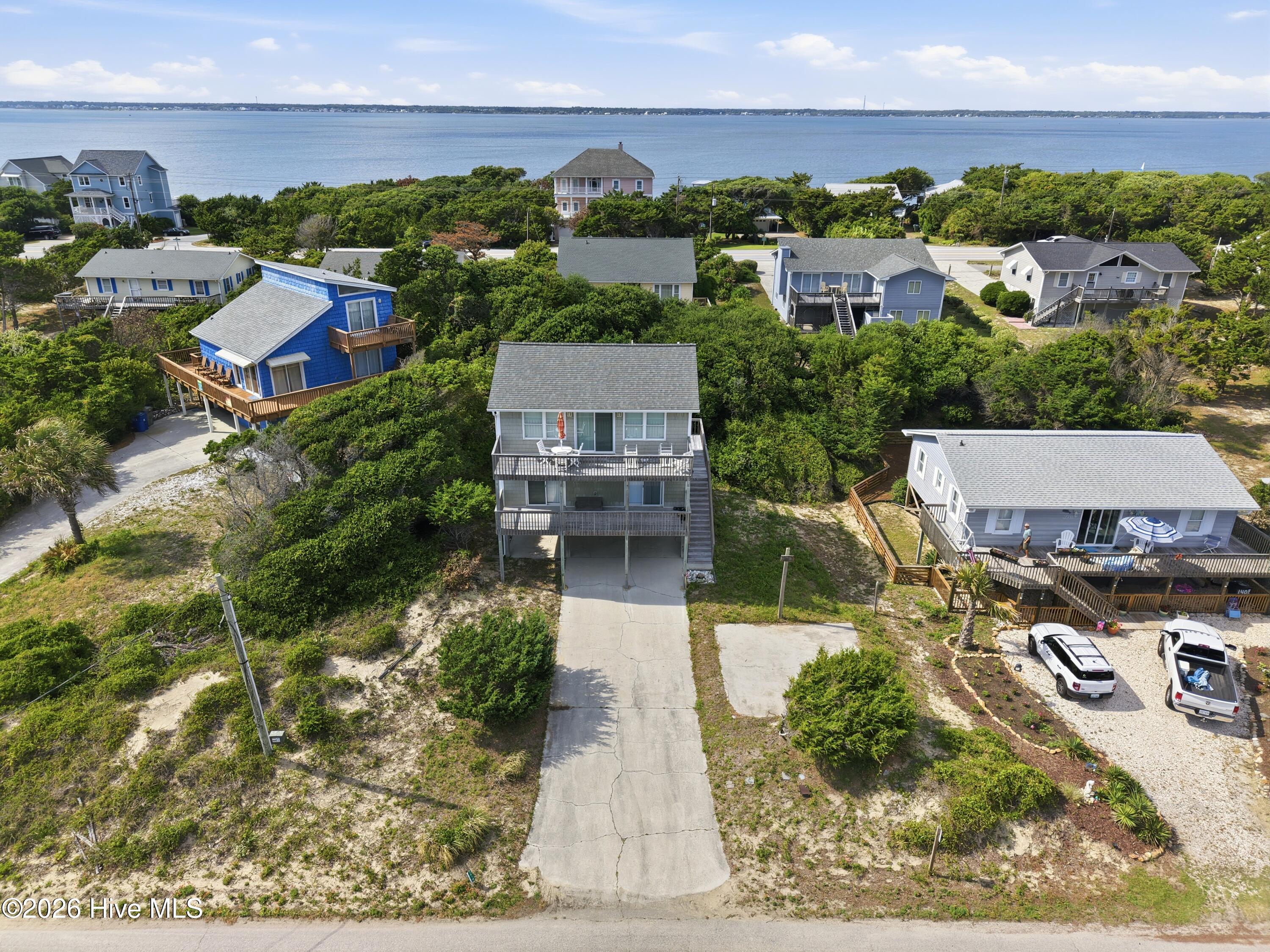 1410 Ocean Drive Property Photo 4