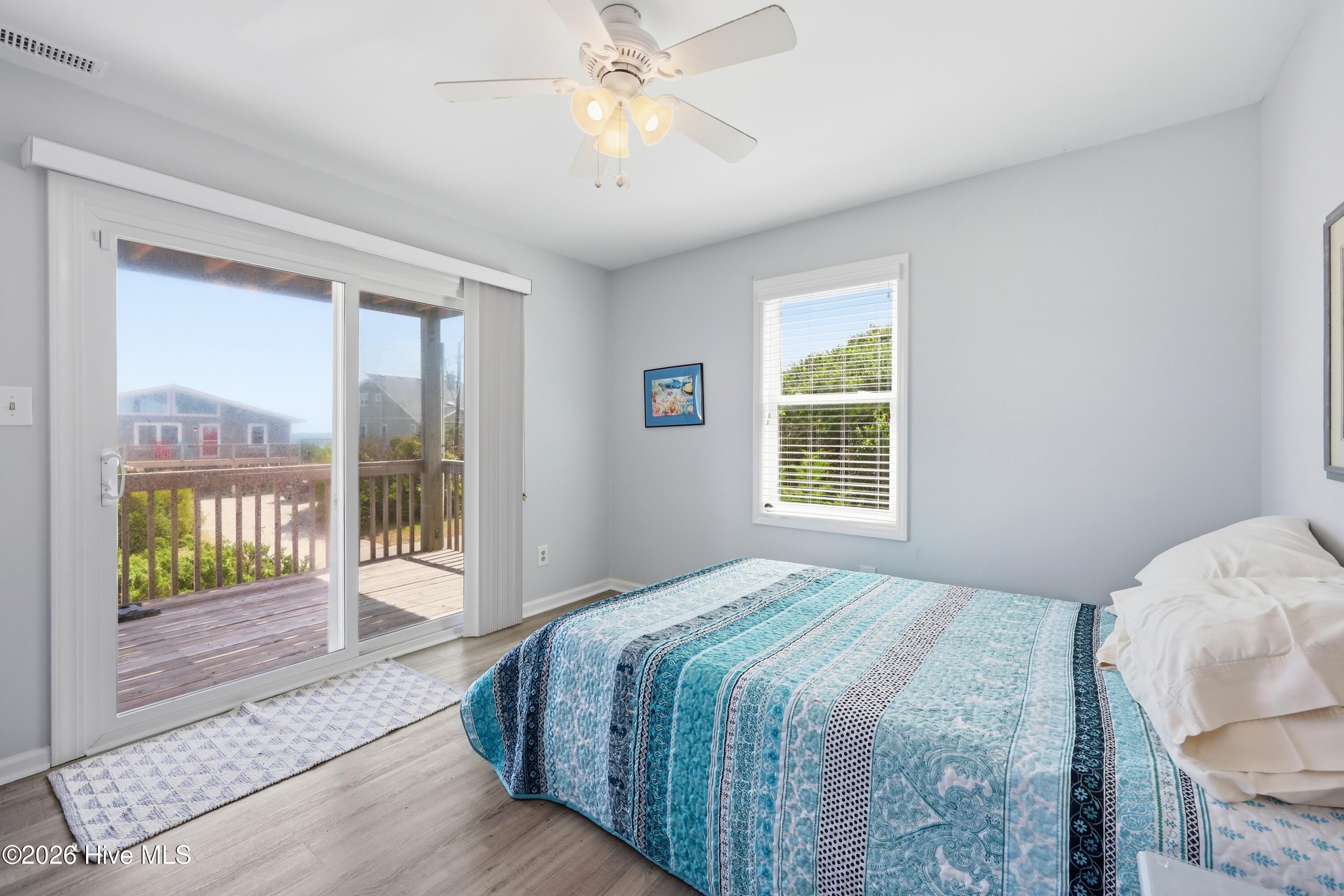 1410 Ocean Drive Property Photo 25