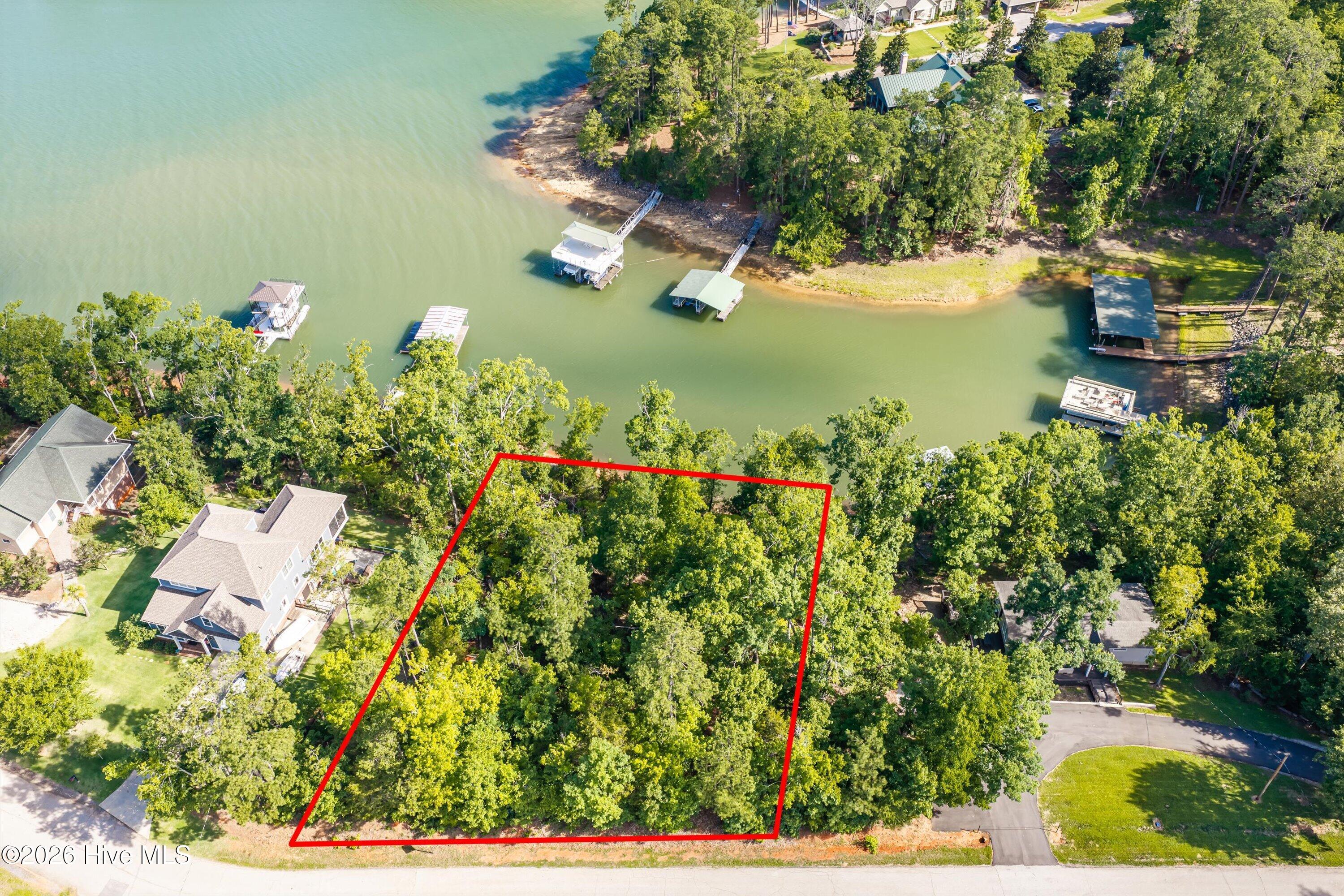 280 87 A Lee Drive Property Photo 2
