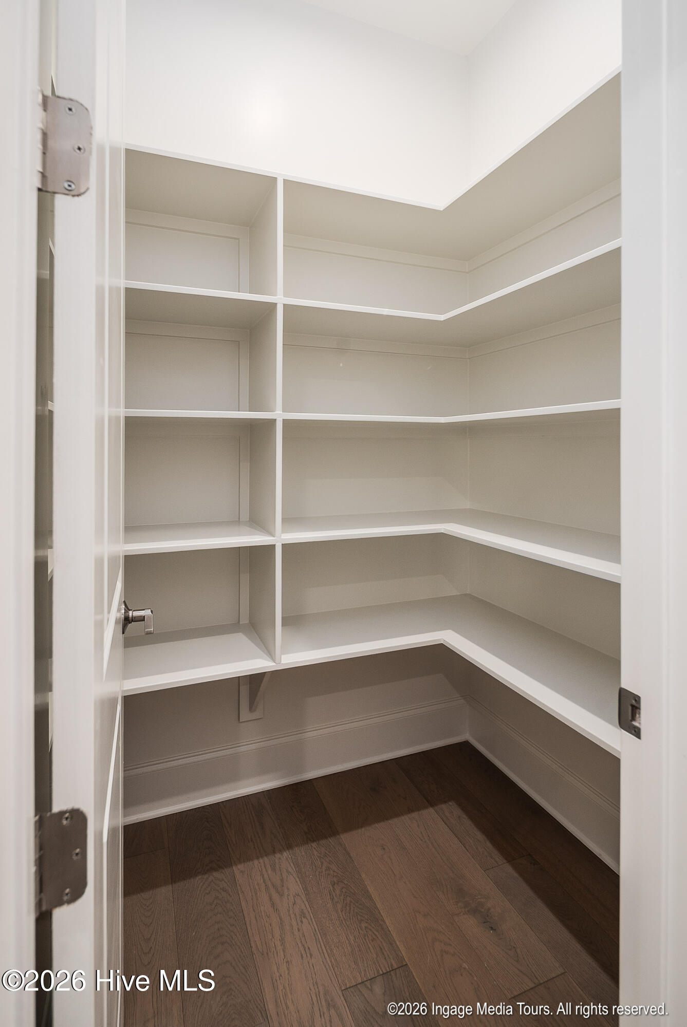 154 Pine Tree Point Property Photo 14