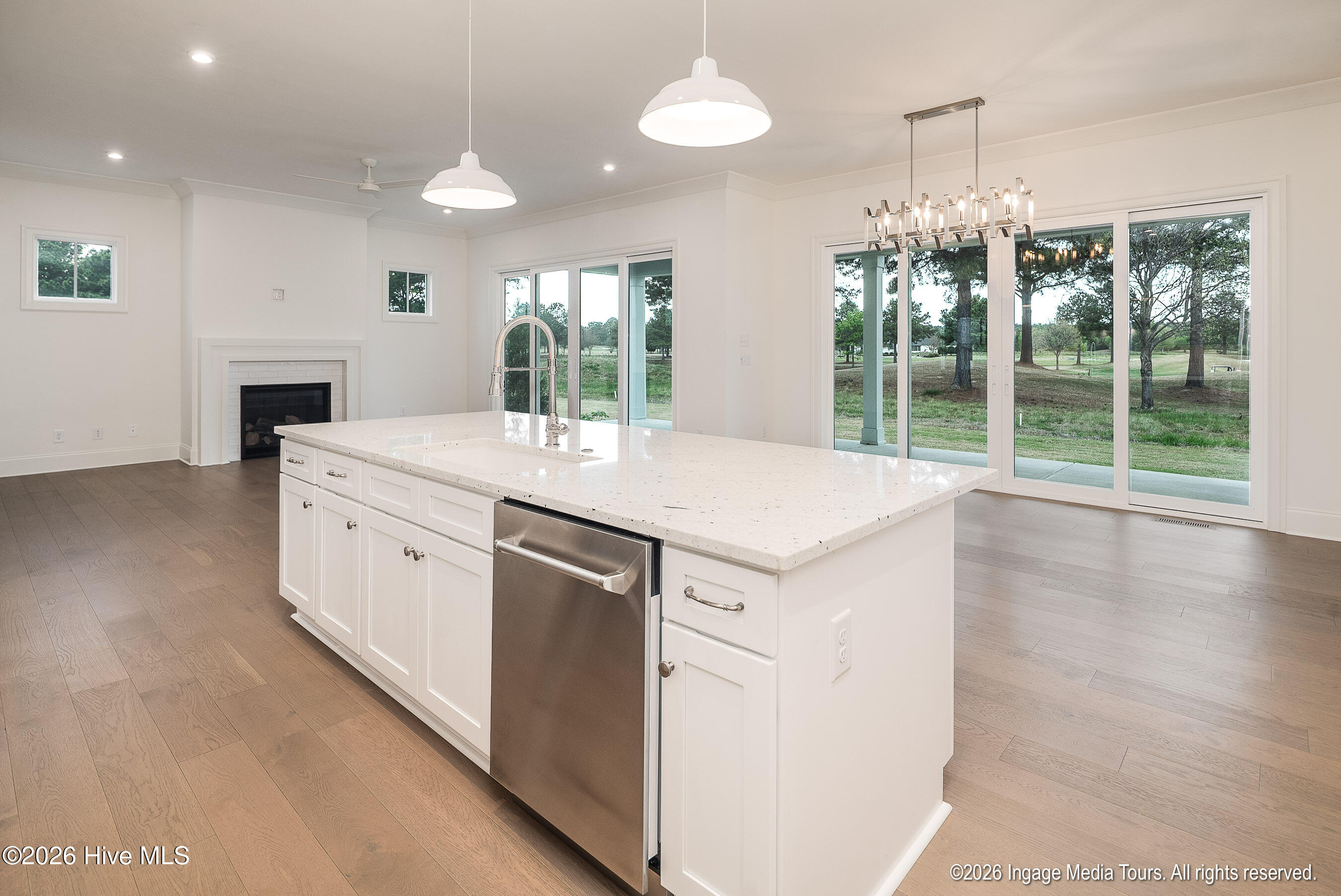 154 Pine Tree Point Property Photo 16