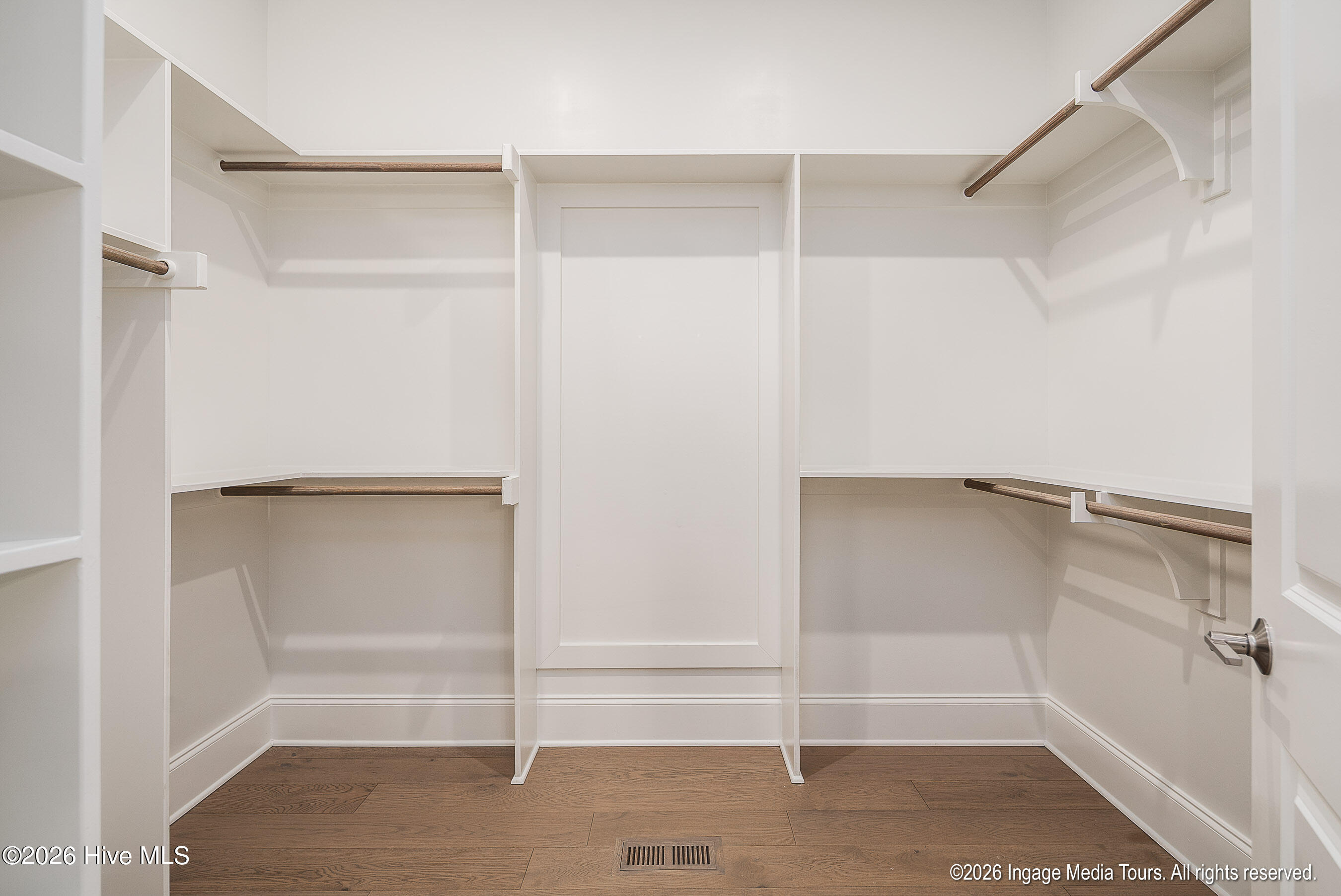 154 Pine Tree Point Property Photo 23
