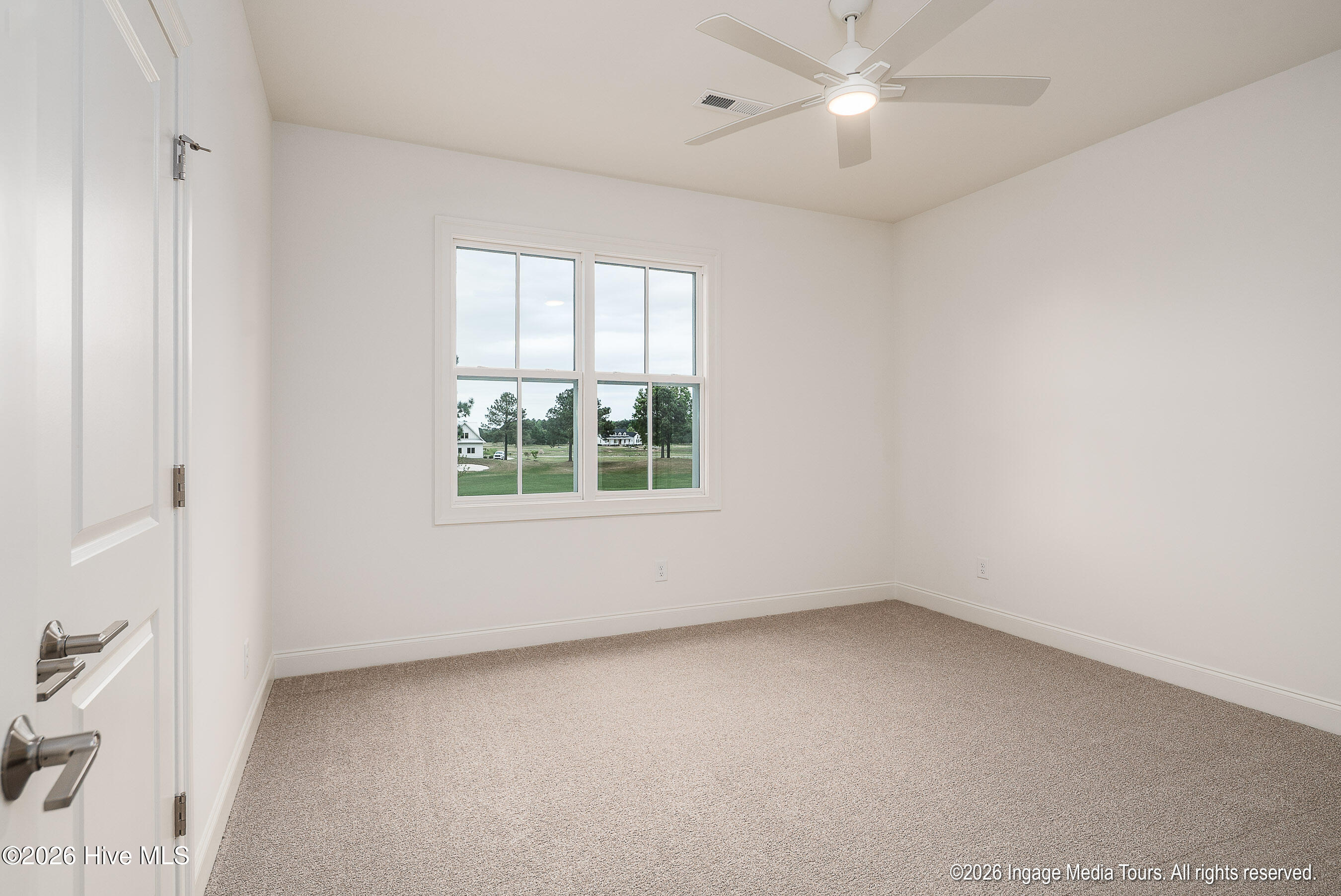 154 Pine Tree Point Property Photo 34