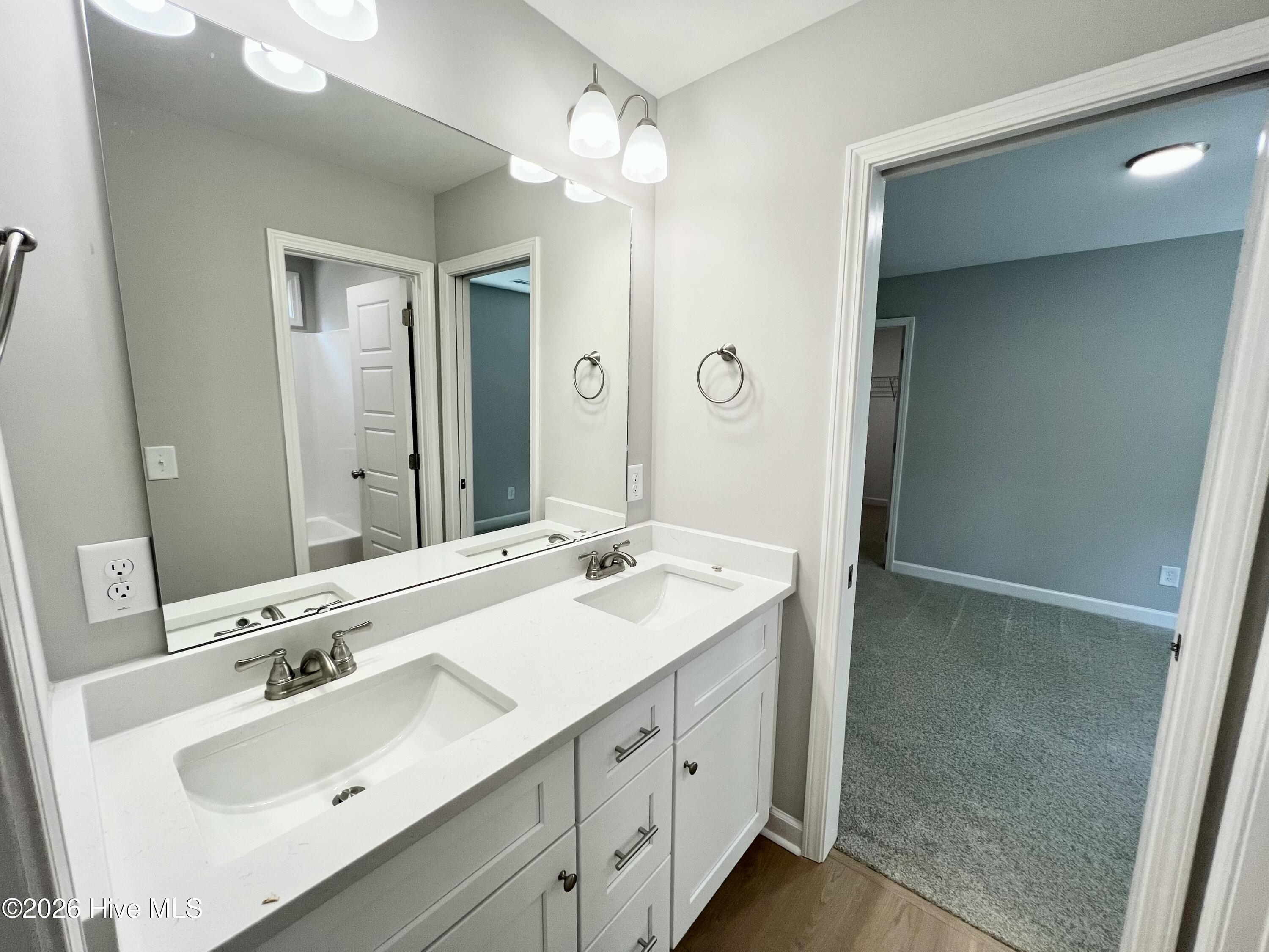 304 Creeks Edge Drive Property Photo 20