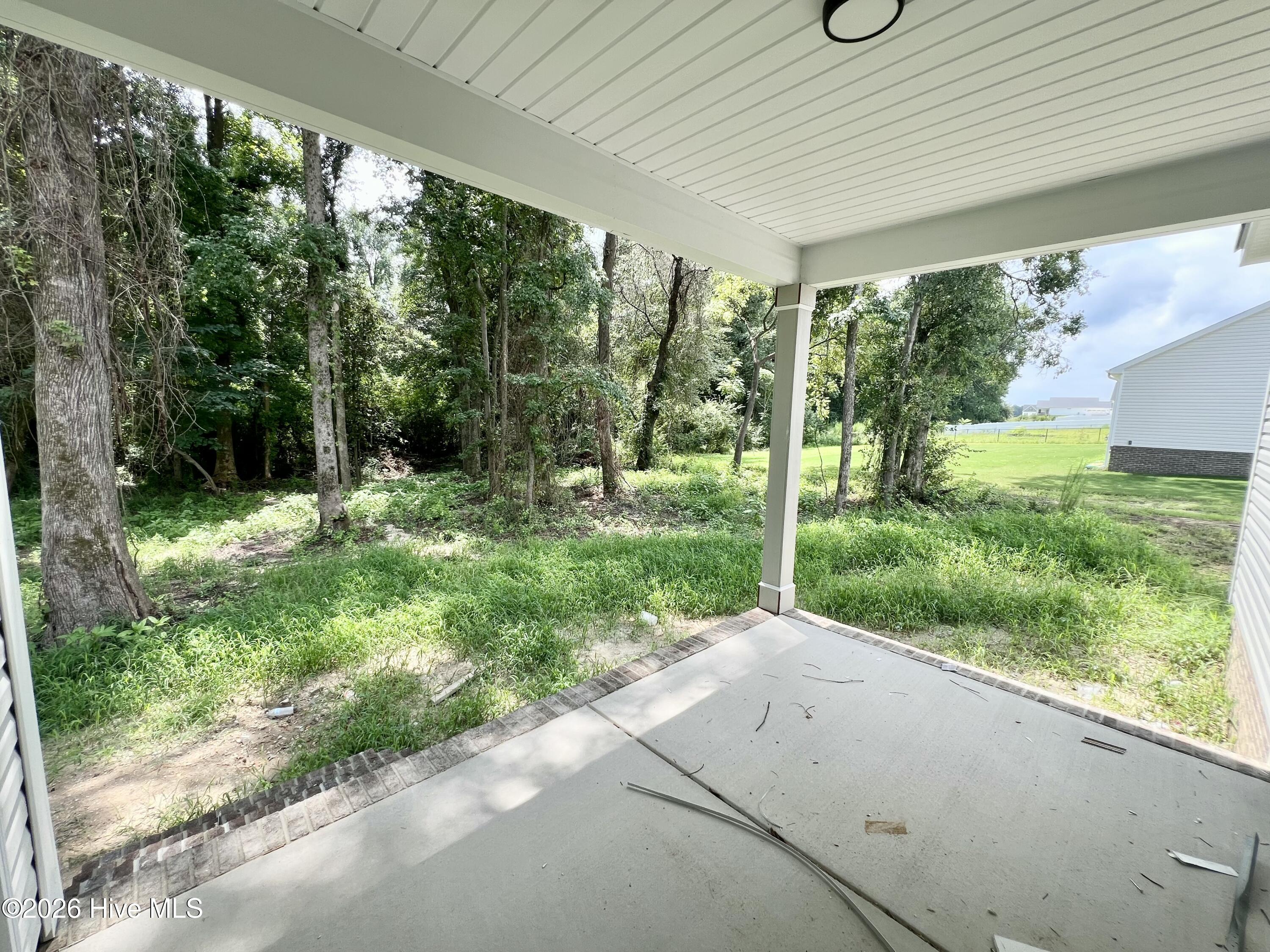 304 Creeks Edge Drive Property Photo 27