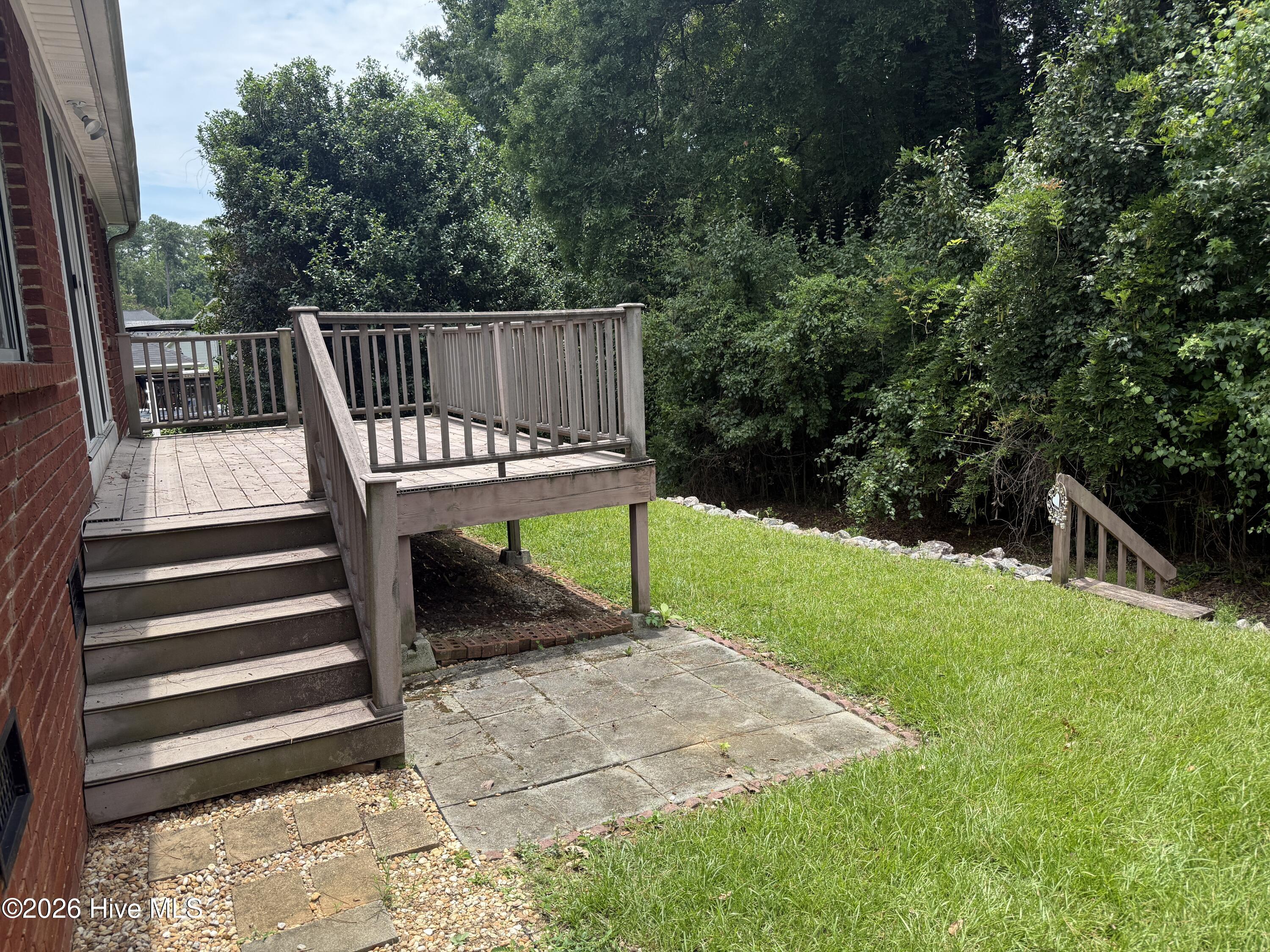 2961 Pointewest Drive Property Photo 3