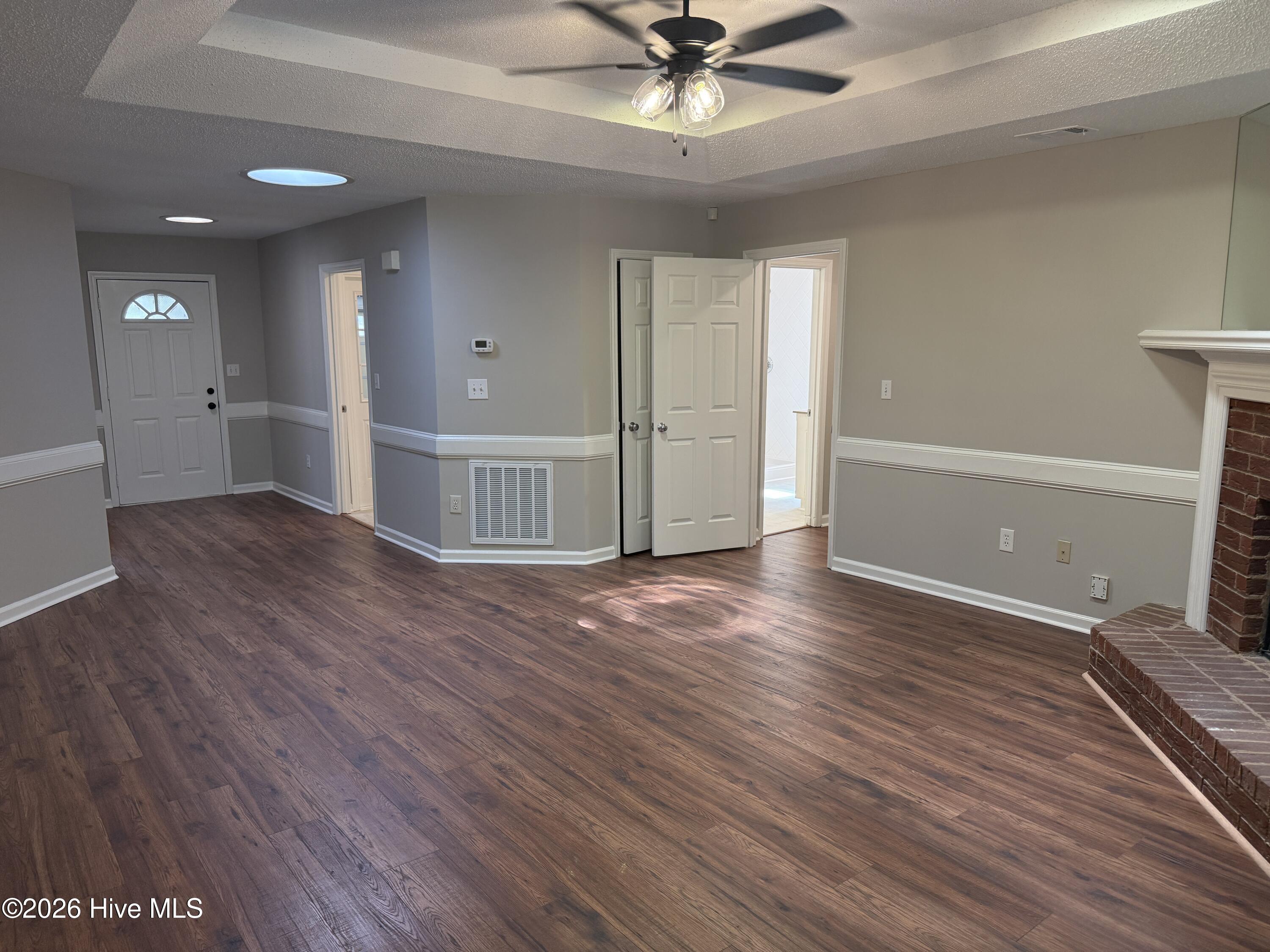 2961 Pointewest Drive Property Photo 6