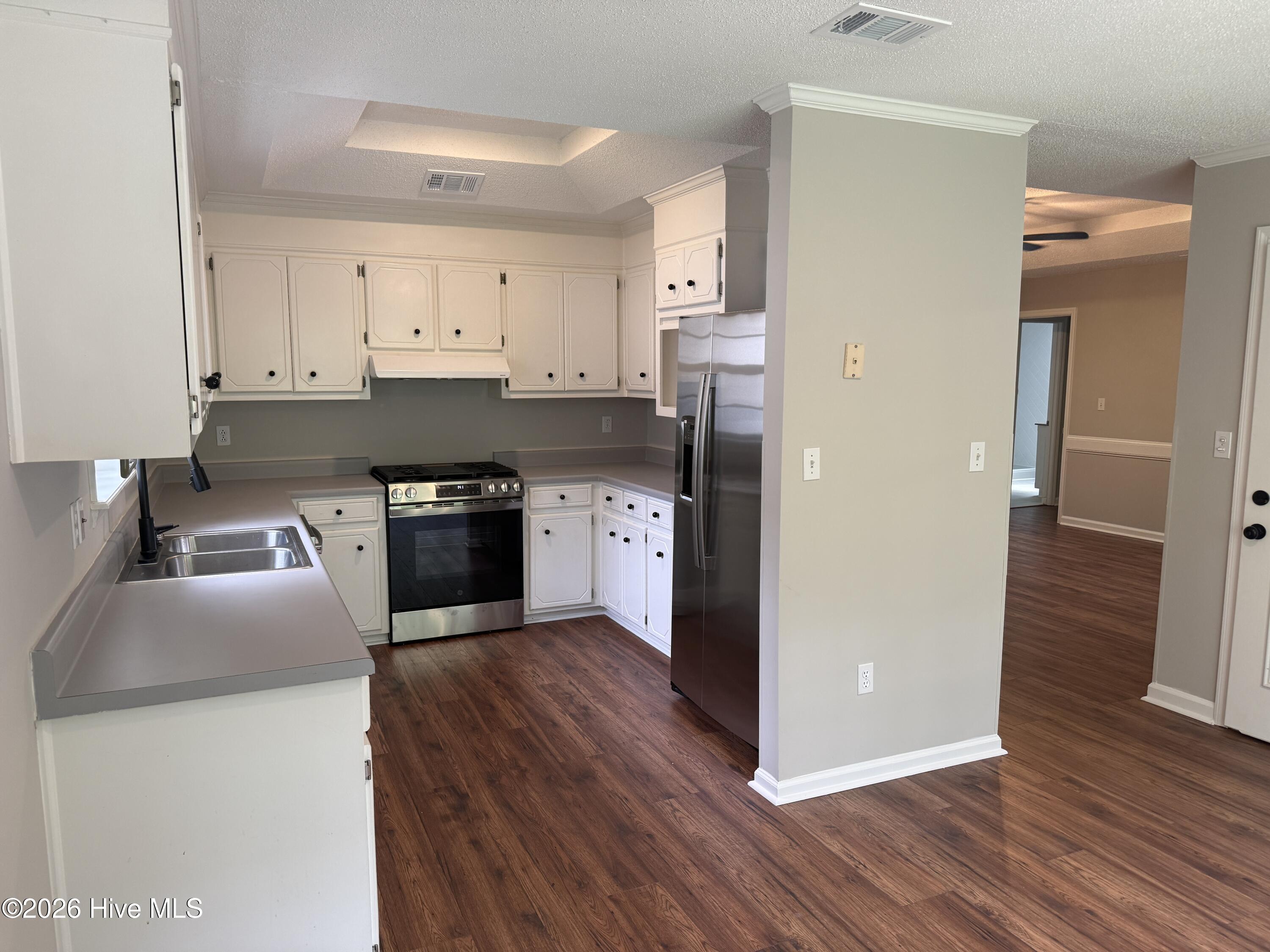 2961 Pointewest Drive Property Photo 10