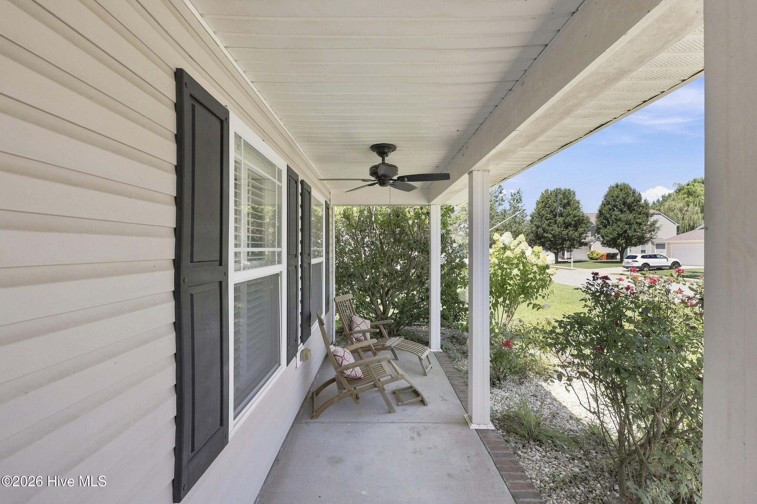 2158 Eleuthera Way Property Photo 2