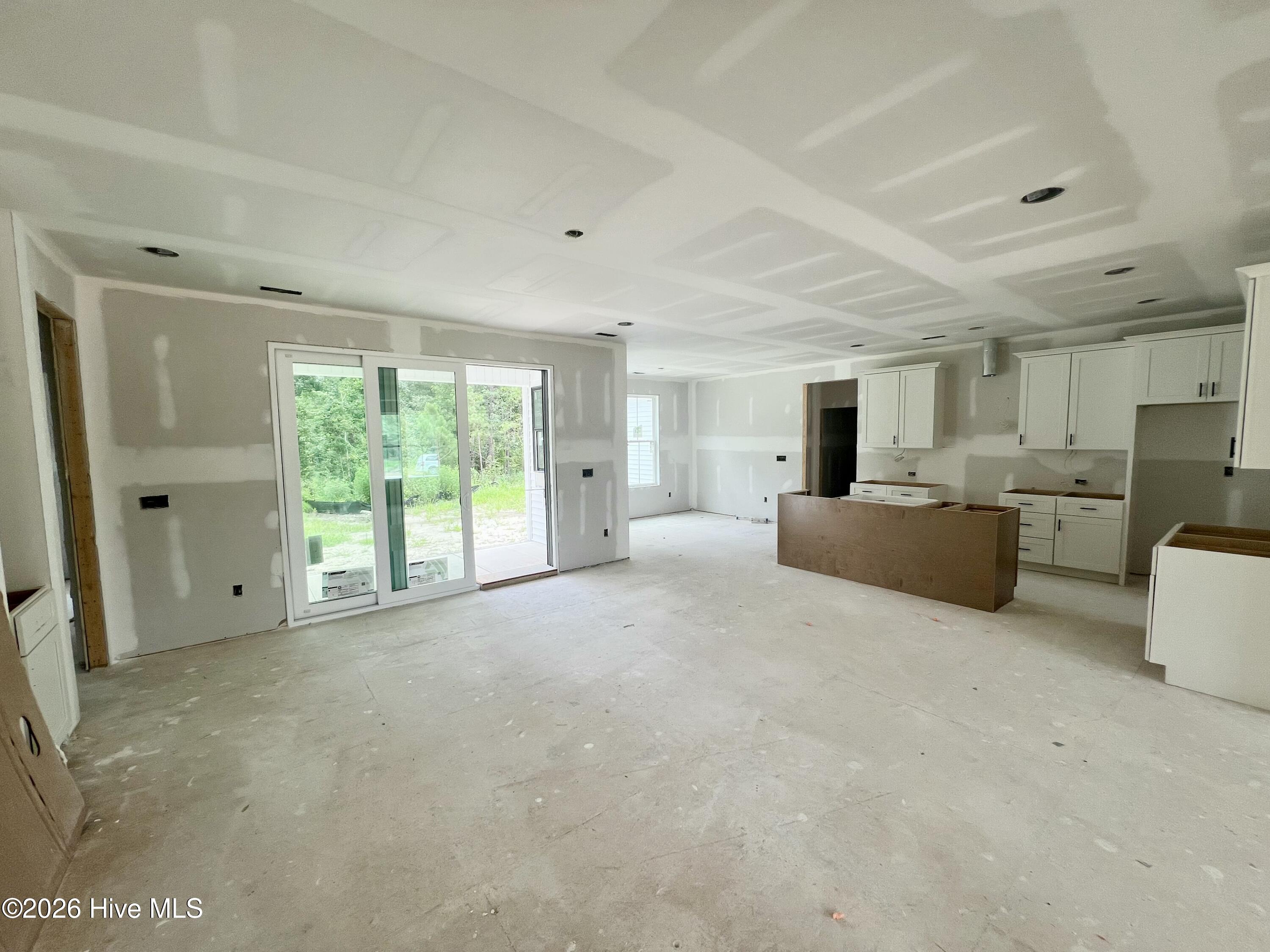 175 Hillstead Way Property Photo 3